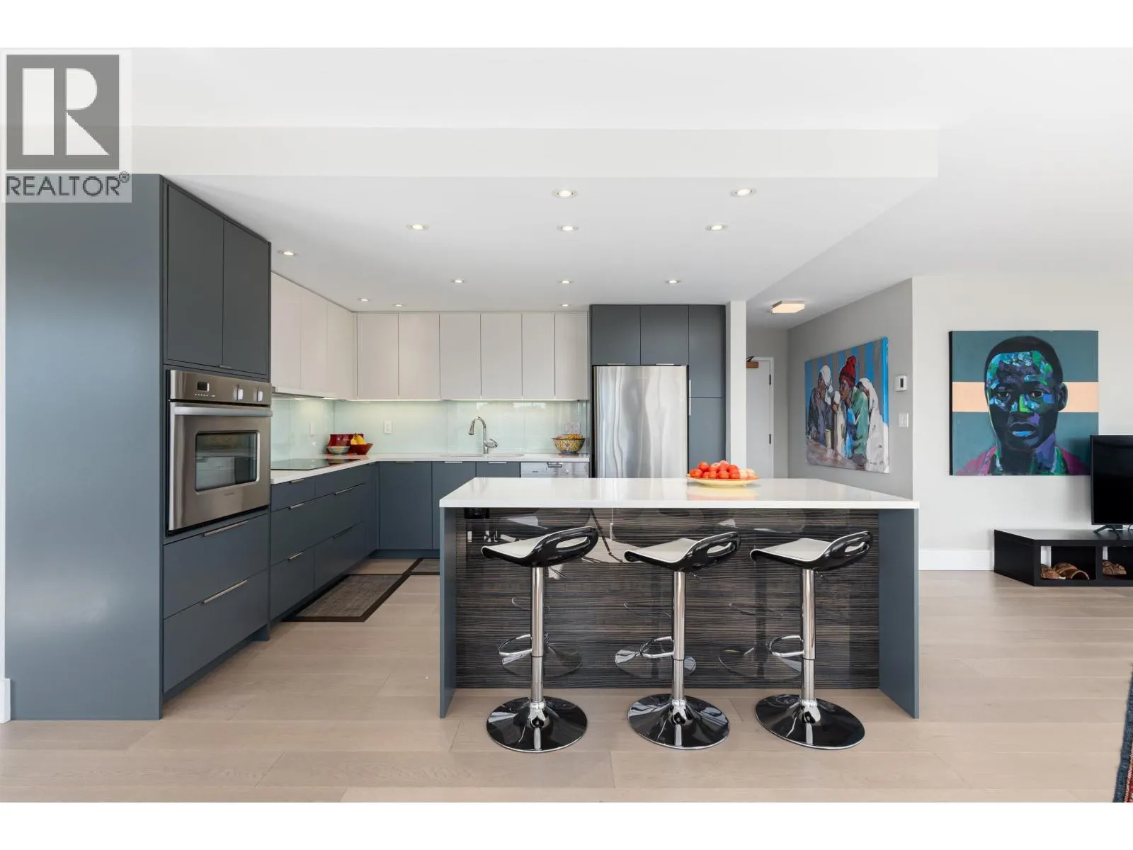 1001 1860 ROBSON STREET