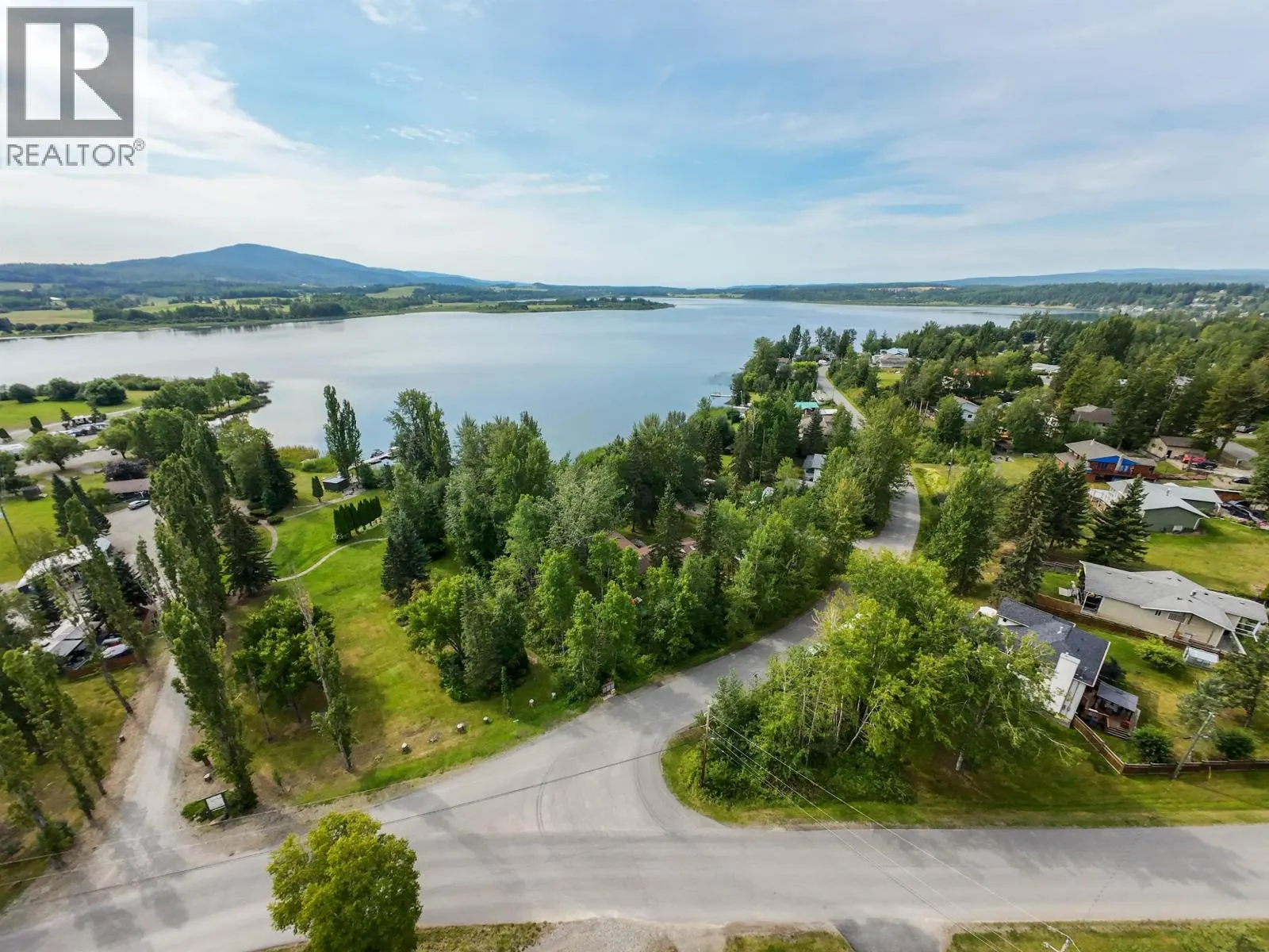 1344 LAKEVIEW DRIVE