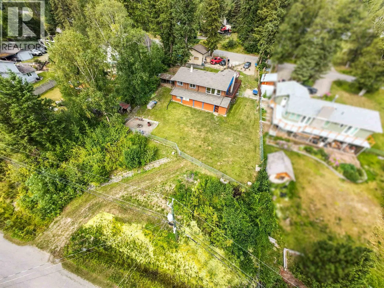 1344 LAKEVIEW DRIVE