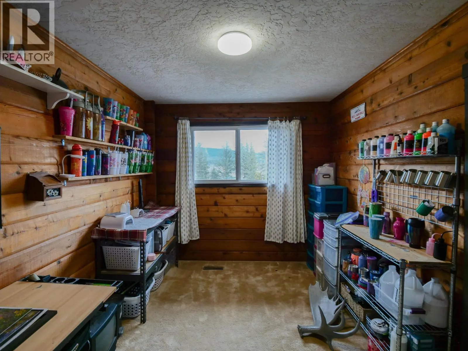 1344 LAKEVIEW DRIVE