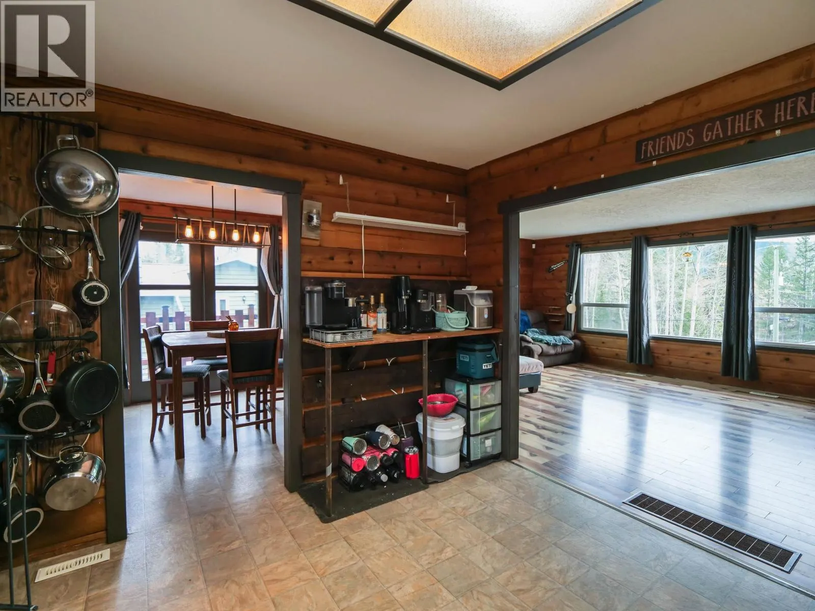 1344 LAKEVIEW DRIVE