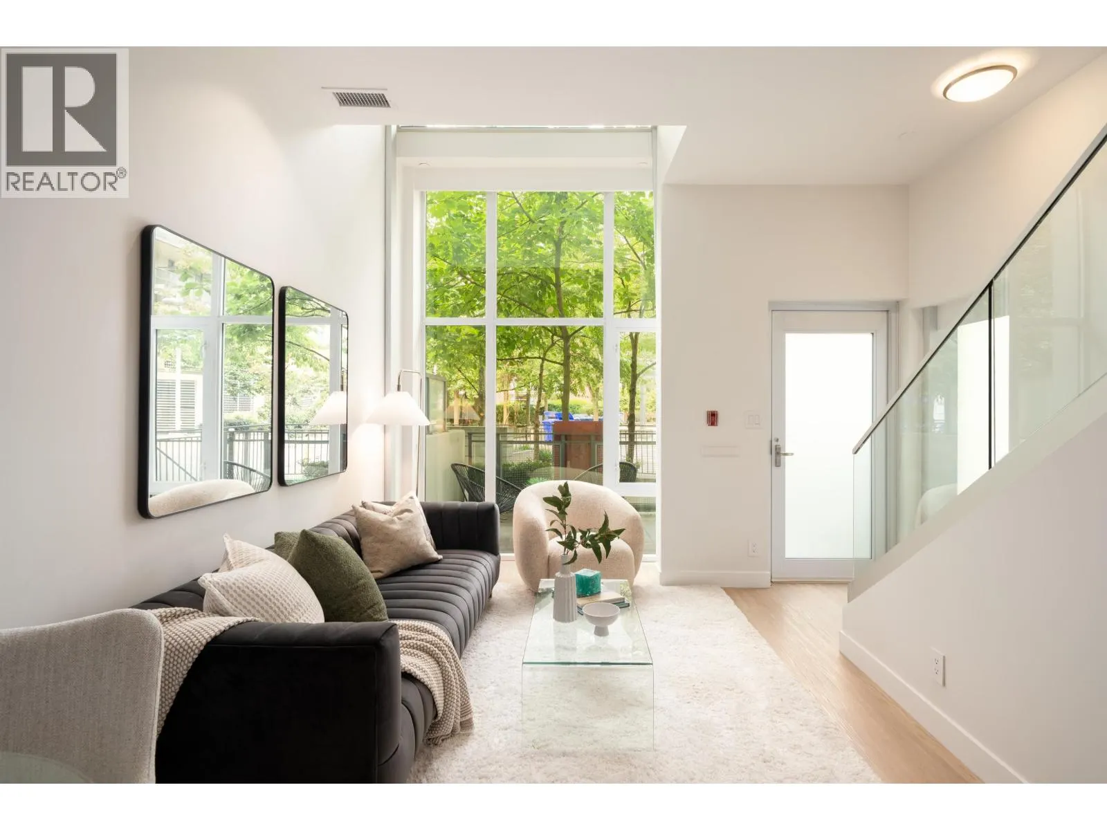 149 E 1ST AVENUE