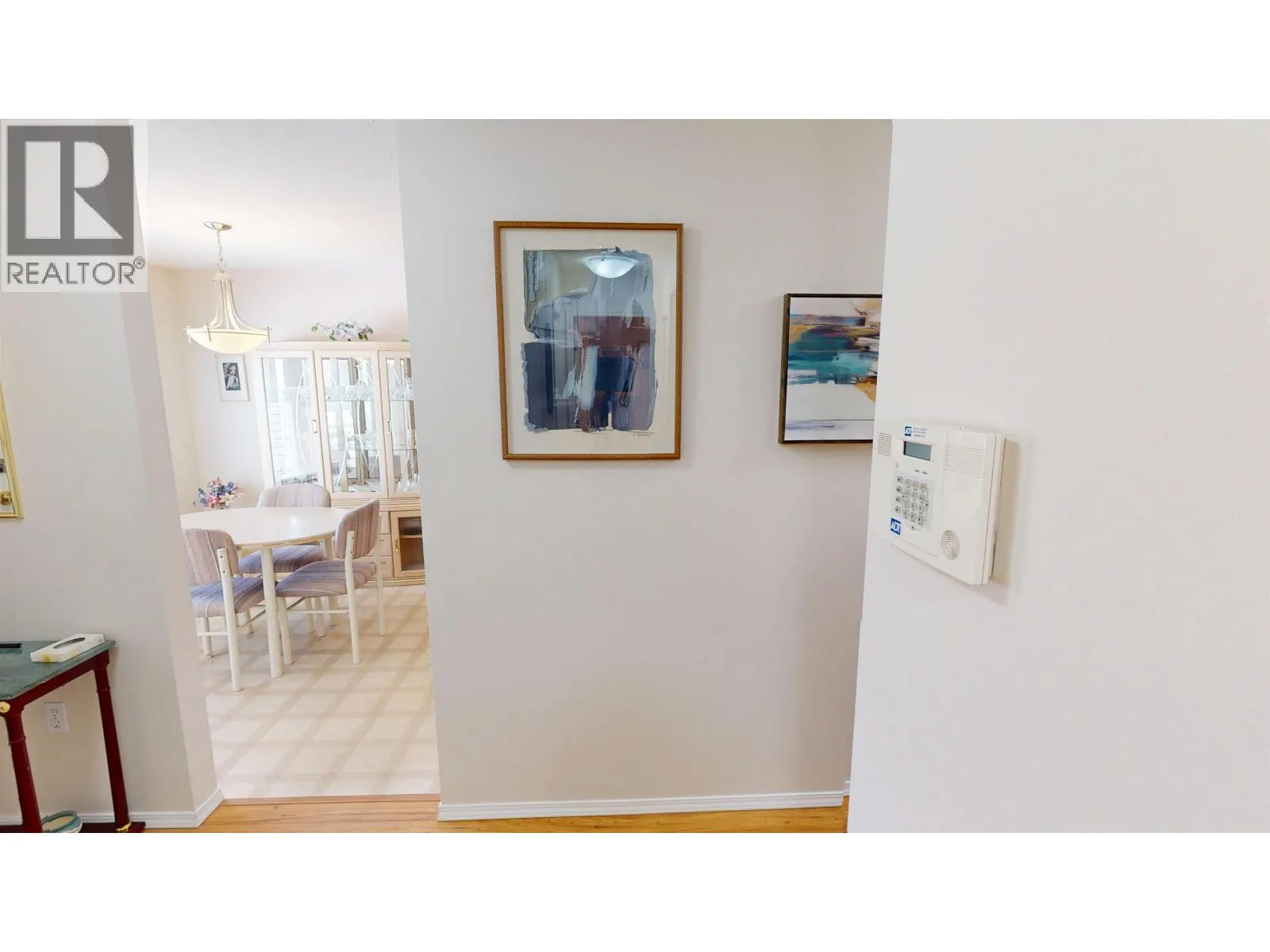 7 490 LEWIS DRIVE