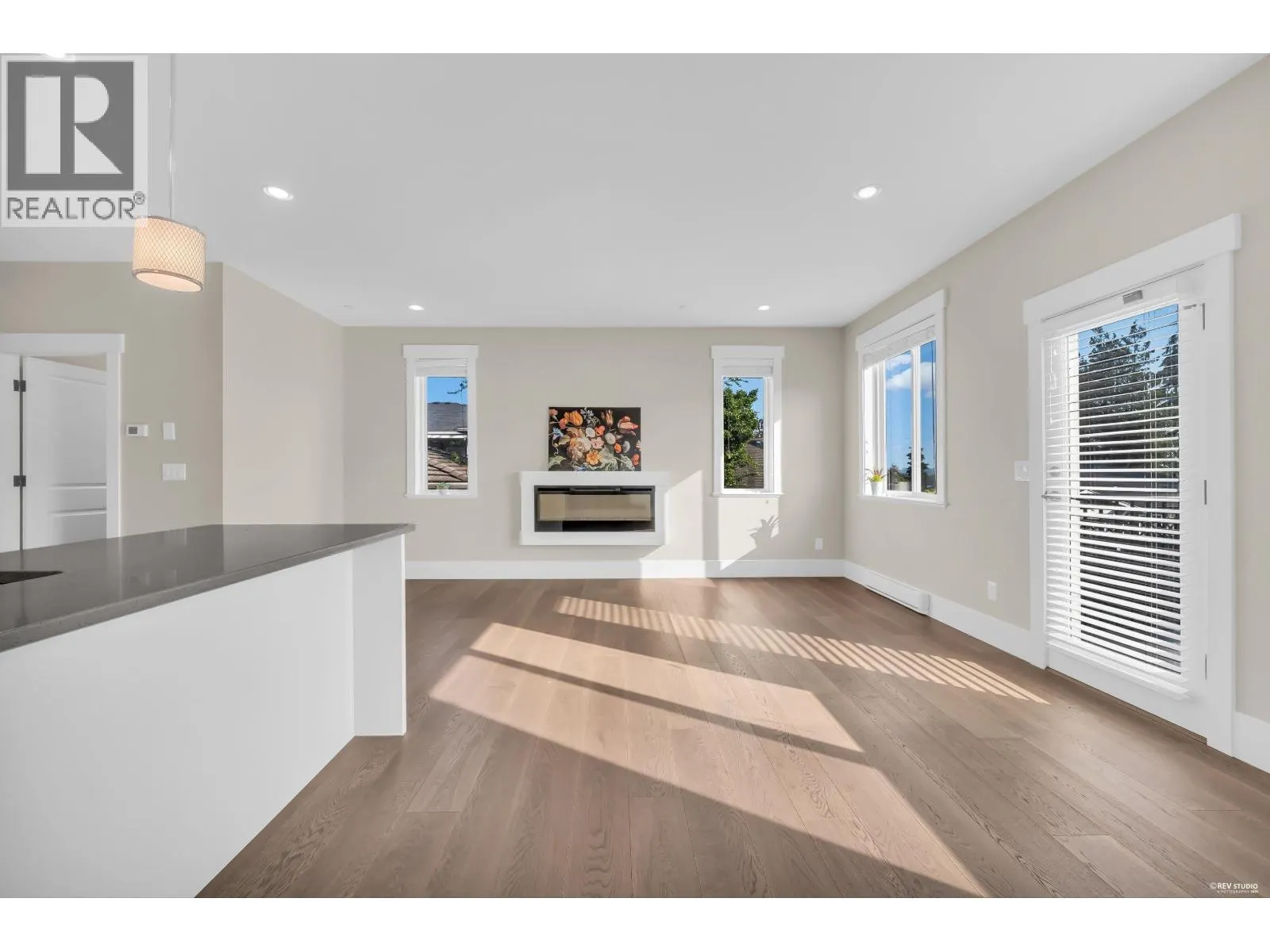 610 THIRTEENTH STREET