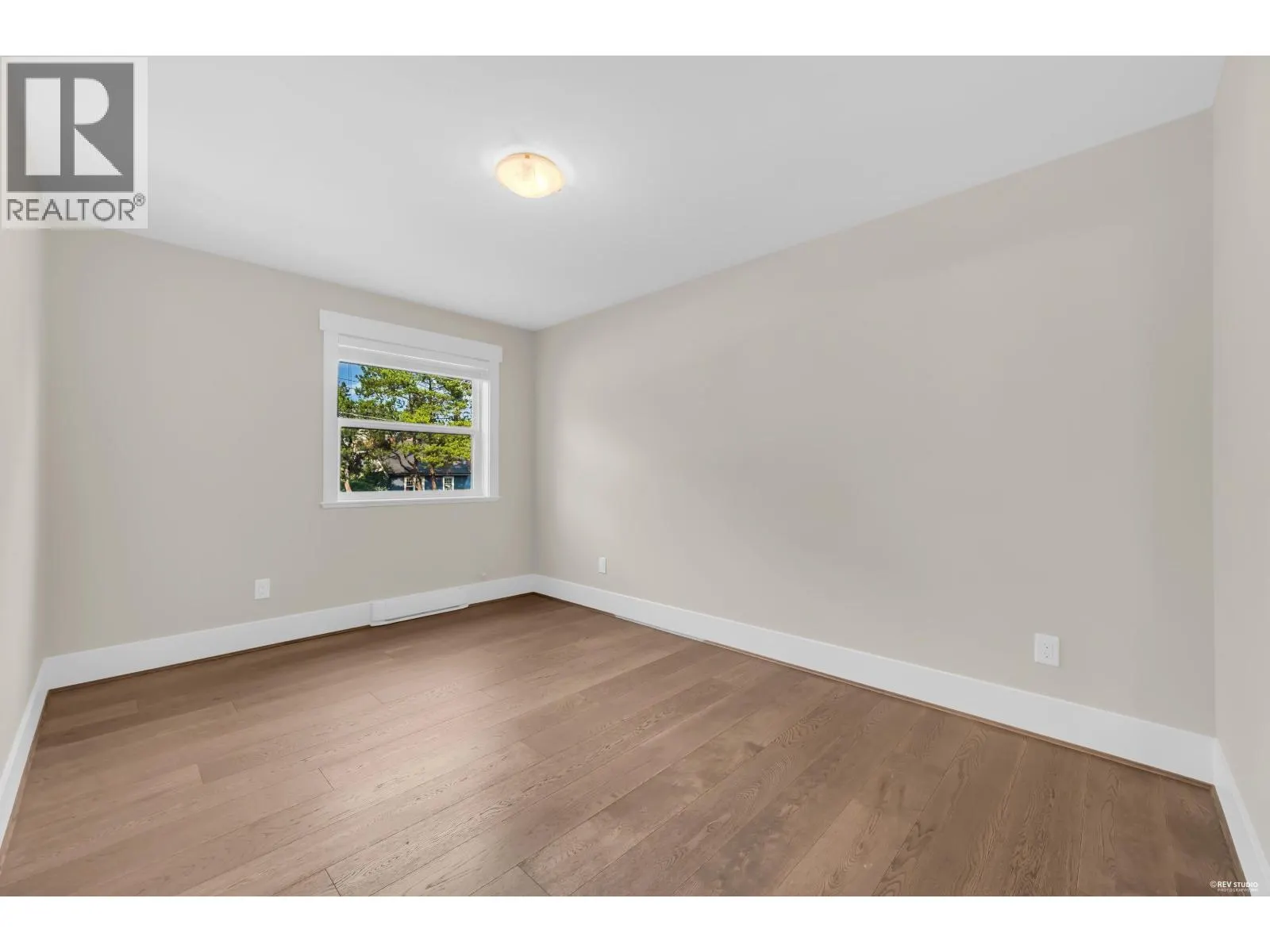 610 THIRTEENTH STREET