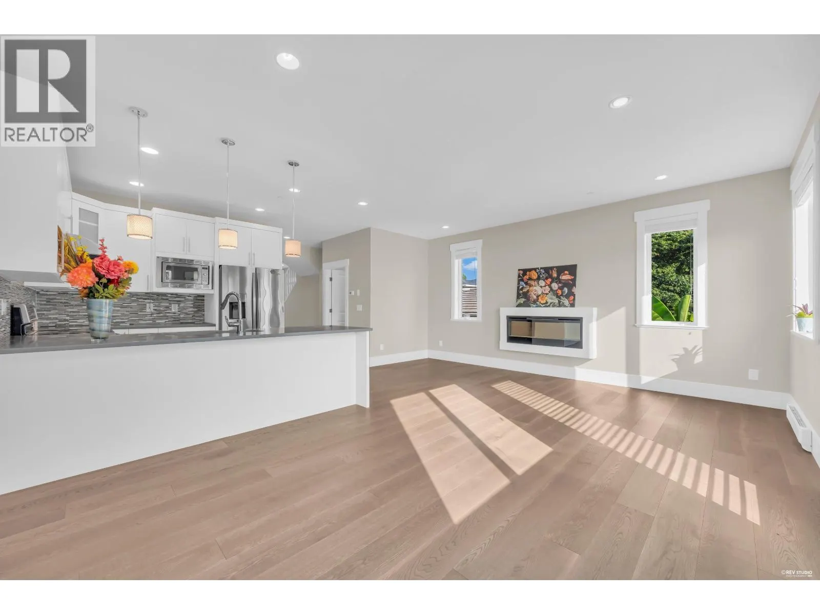 610 THIRTEENTH STREET