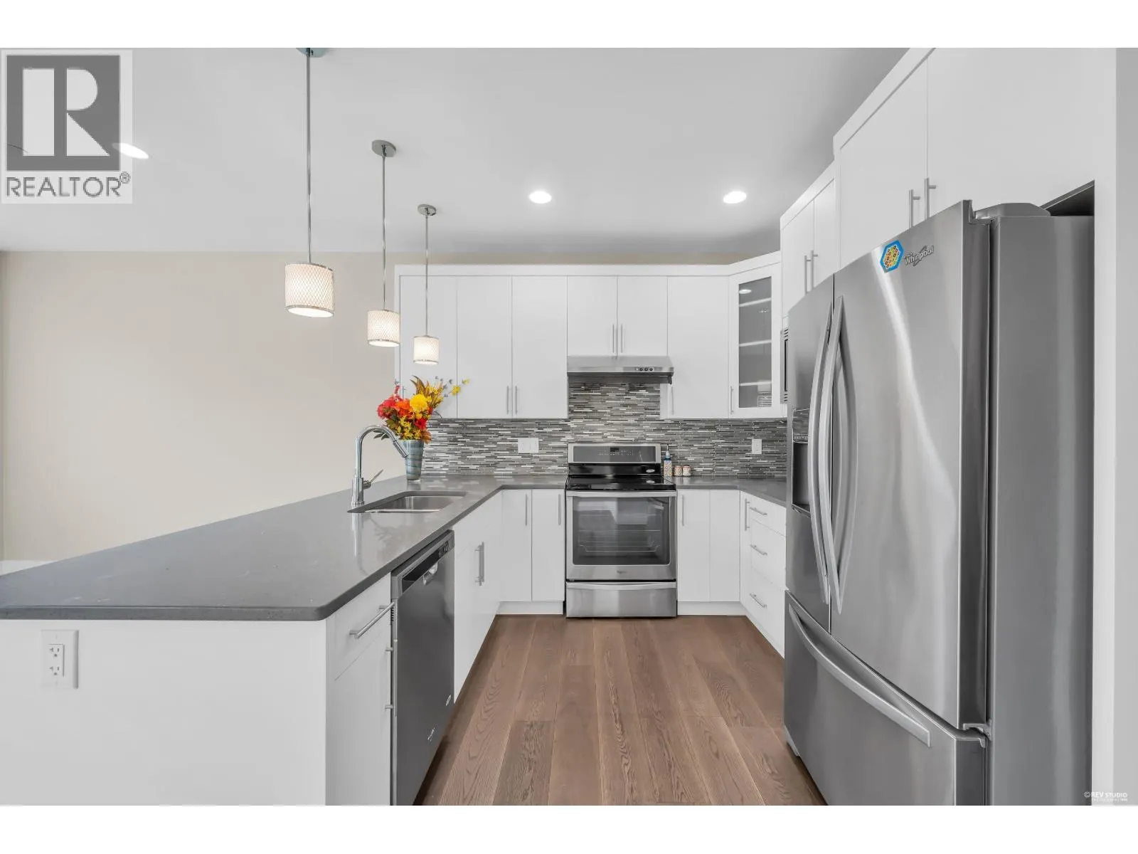 610 THIRTEENTH STREET