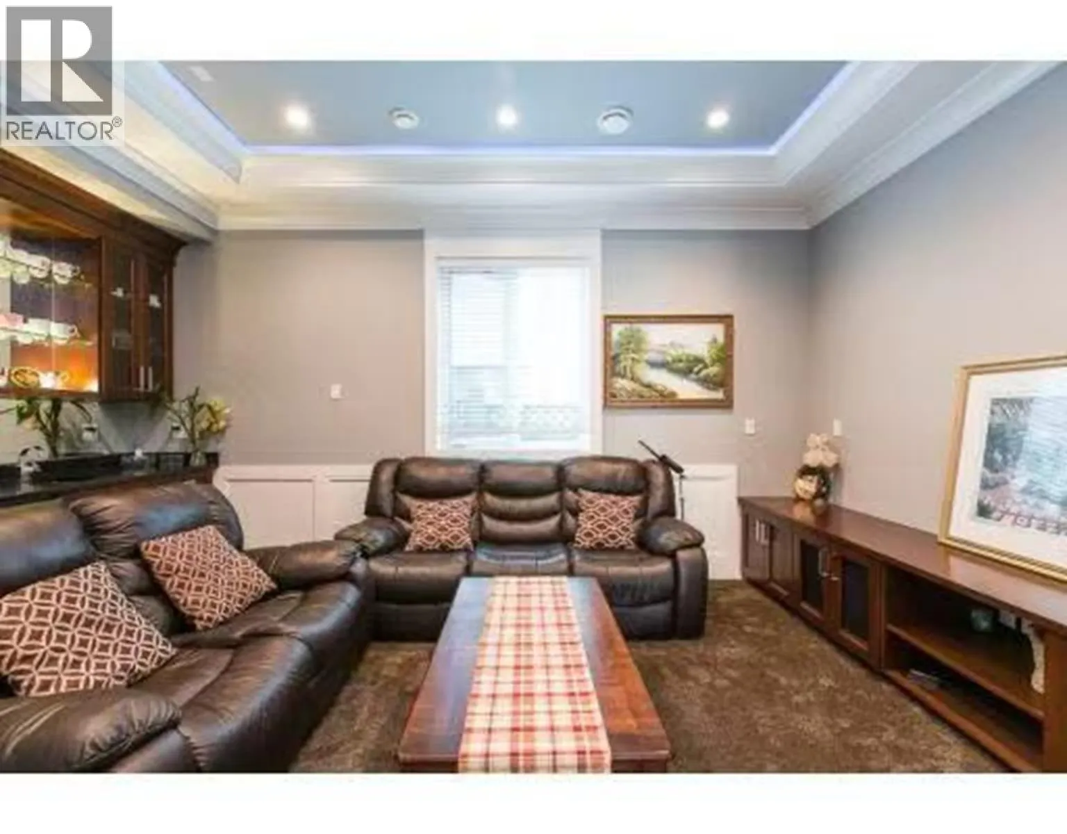 4128 PETERSON DRIVE