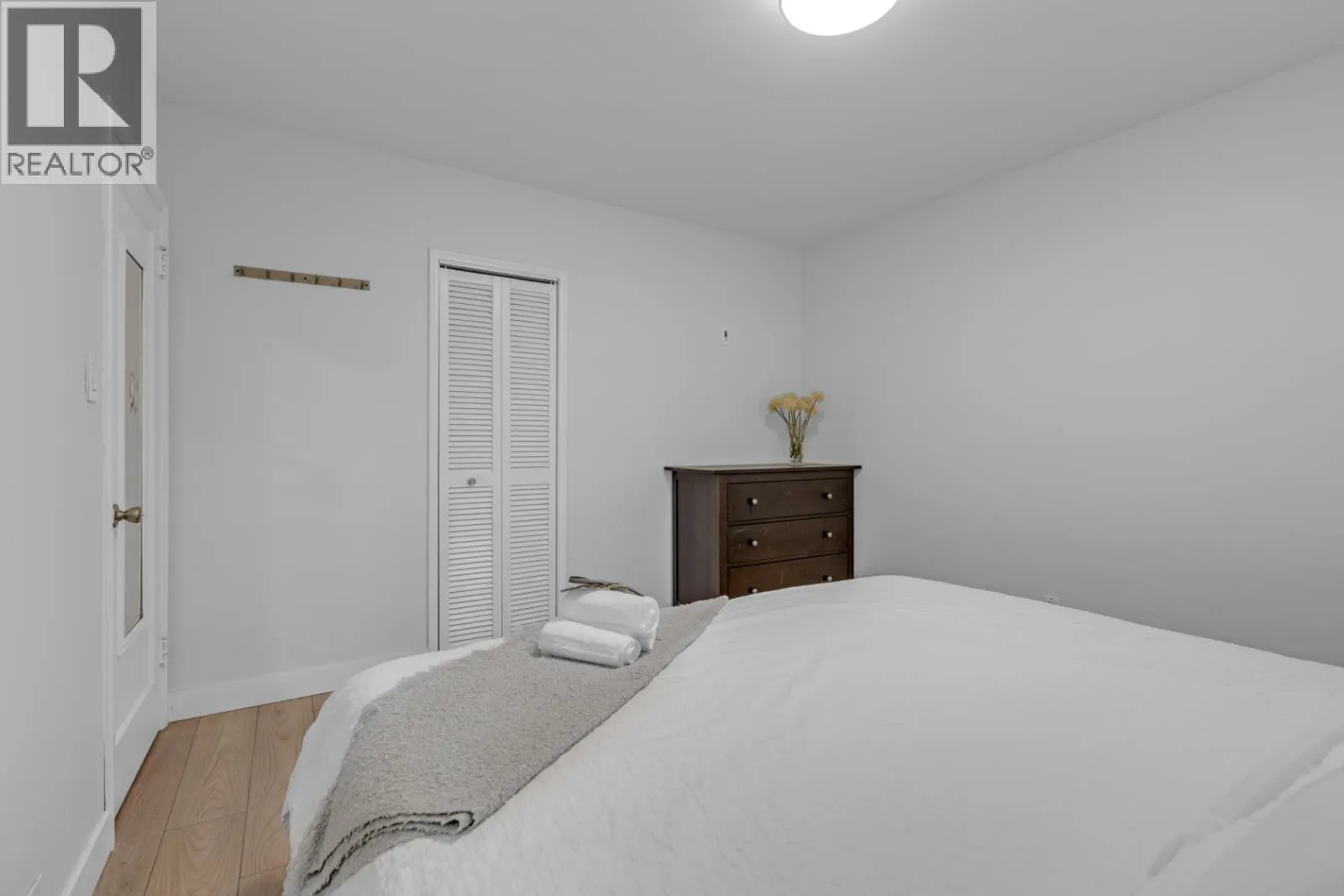 409 W 27TH STREET