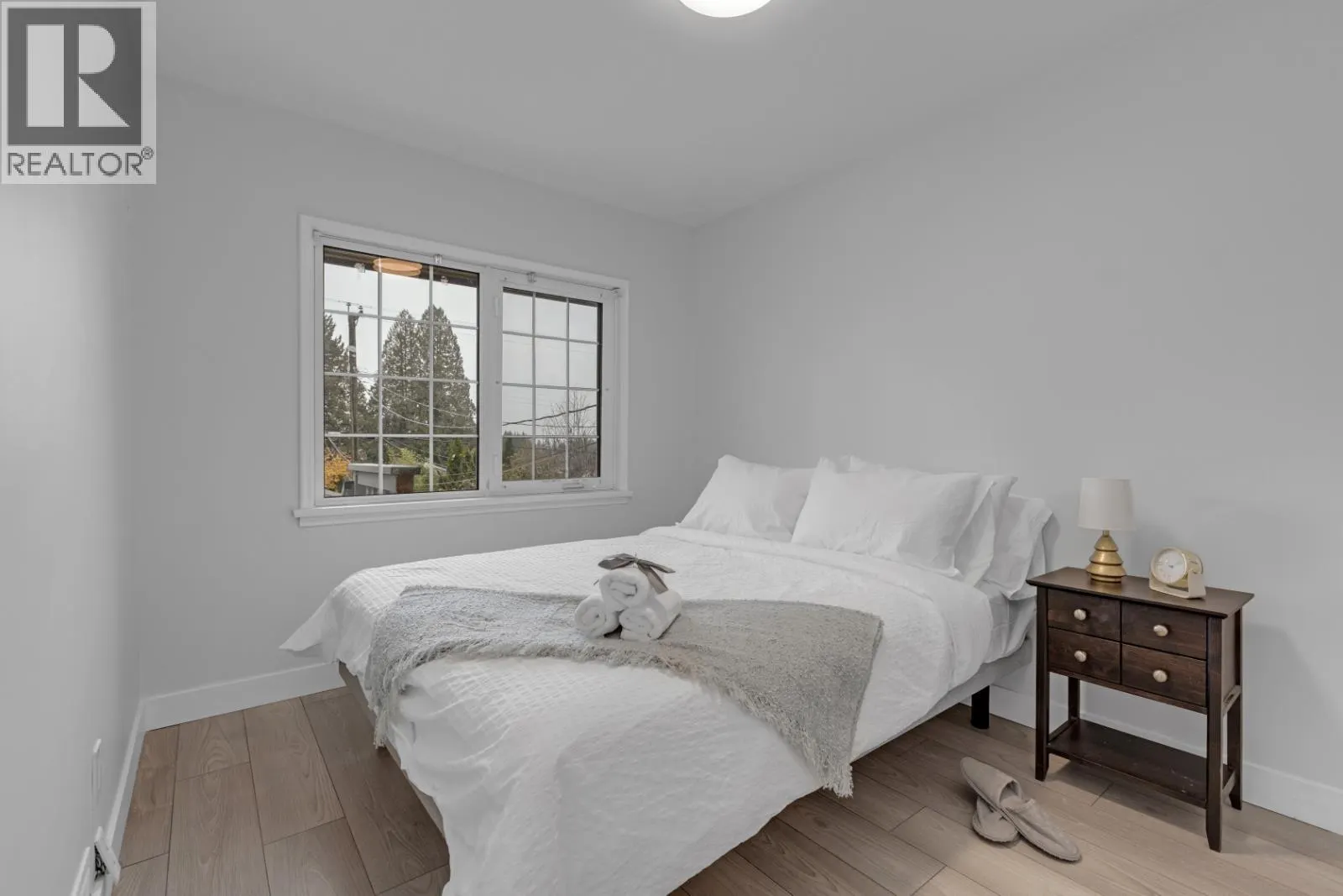 409 W 27TH STREET