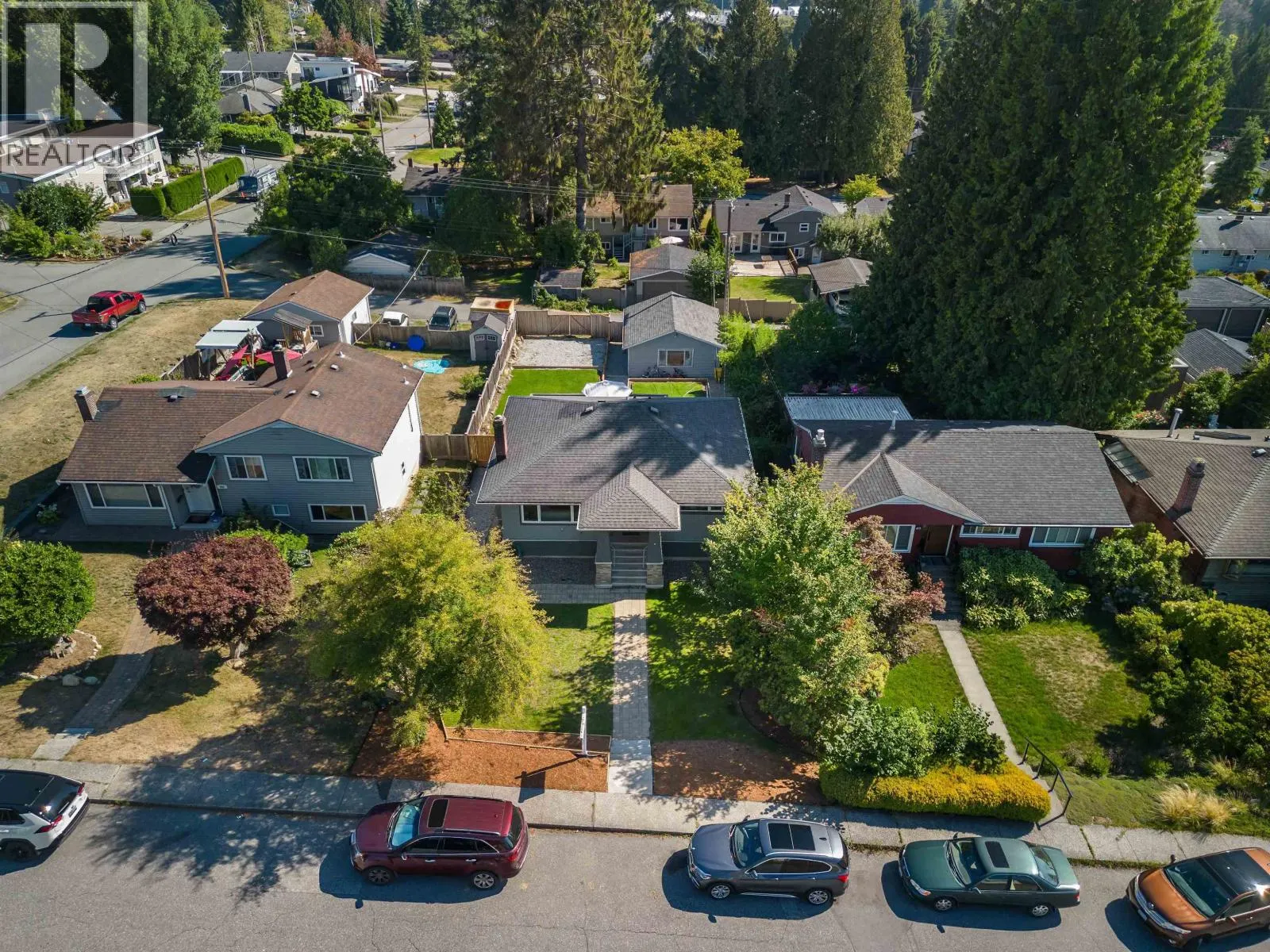 409 W 27TH STREET