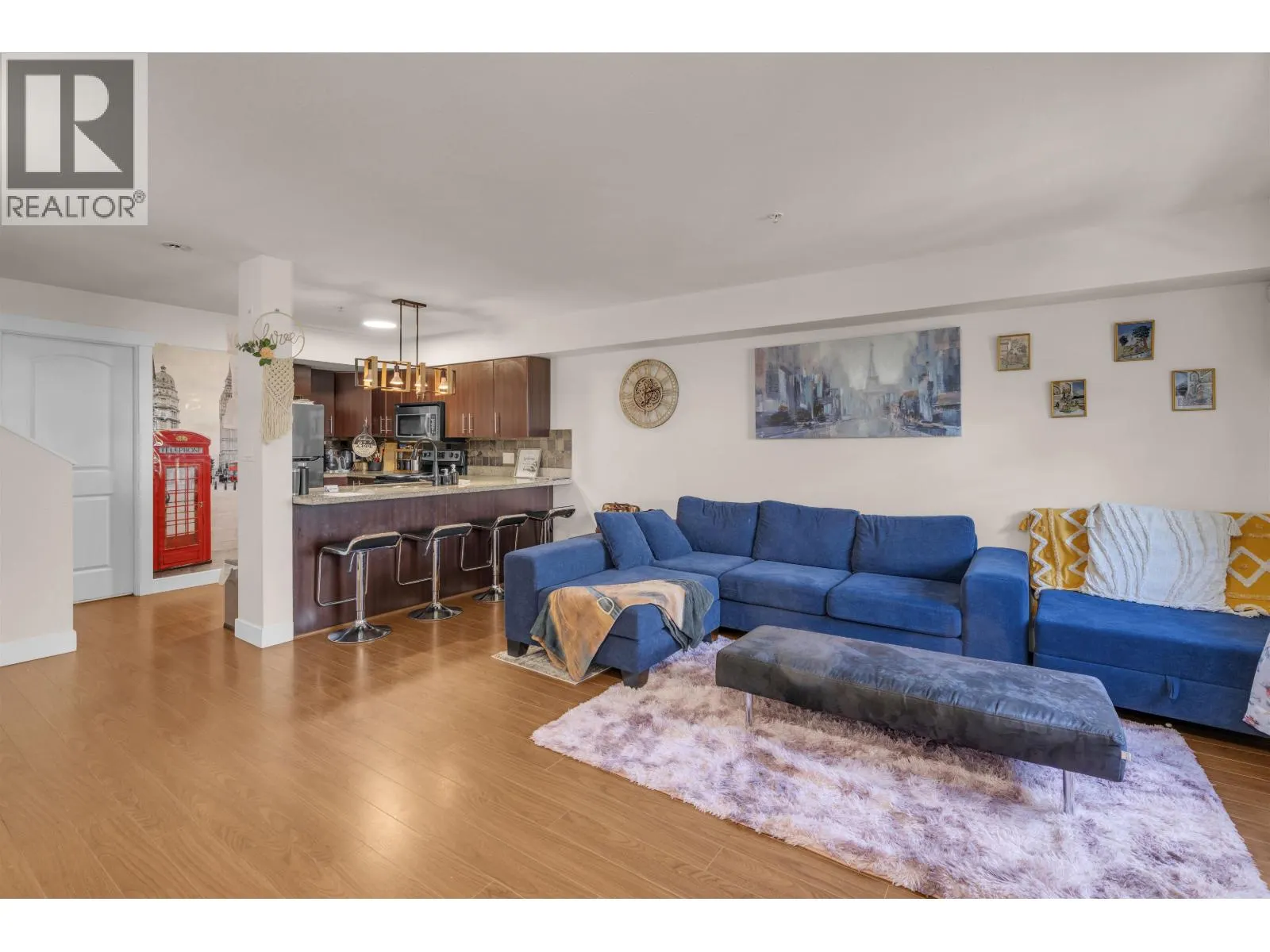 37 7428 14TH AVENUE