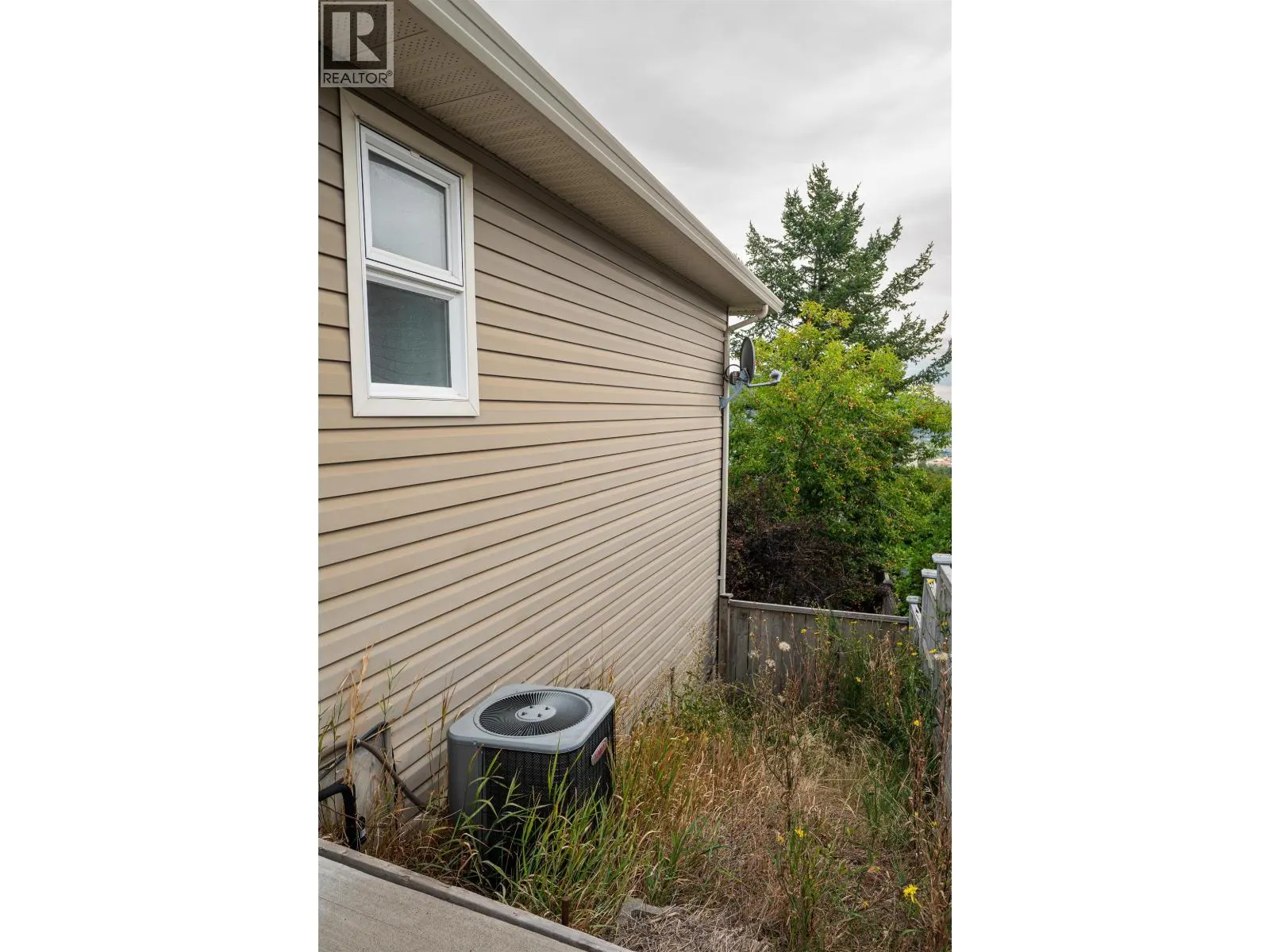 240 WESTRIDGE DRIVE
