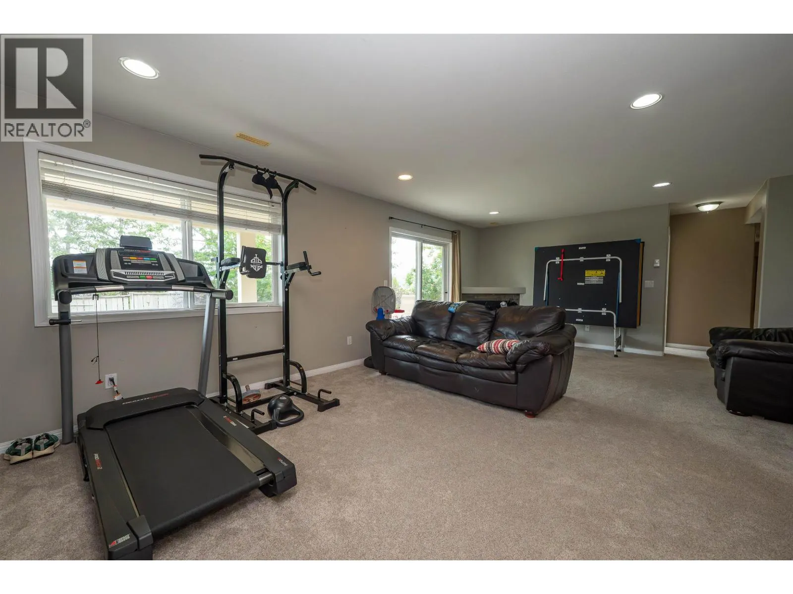 240 WESTRIDGE DRIVE