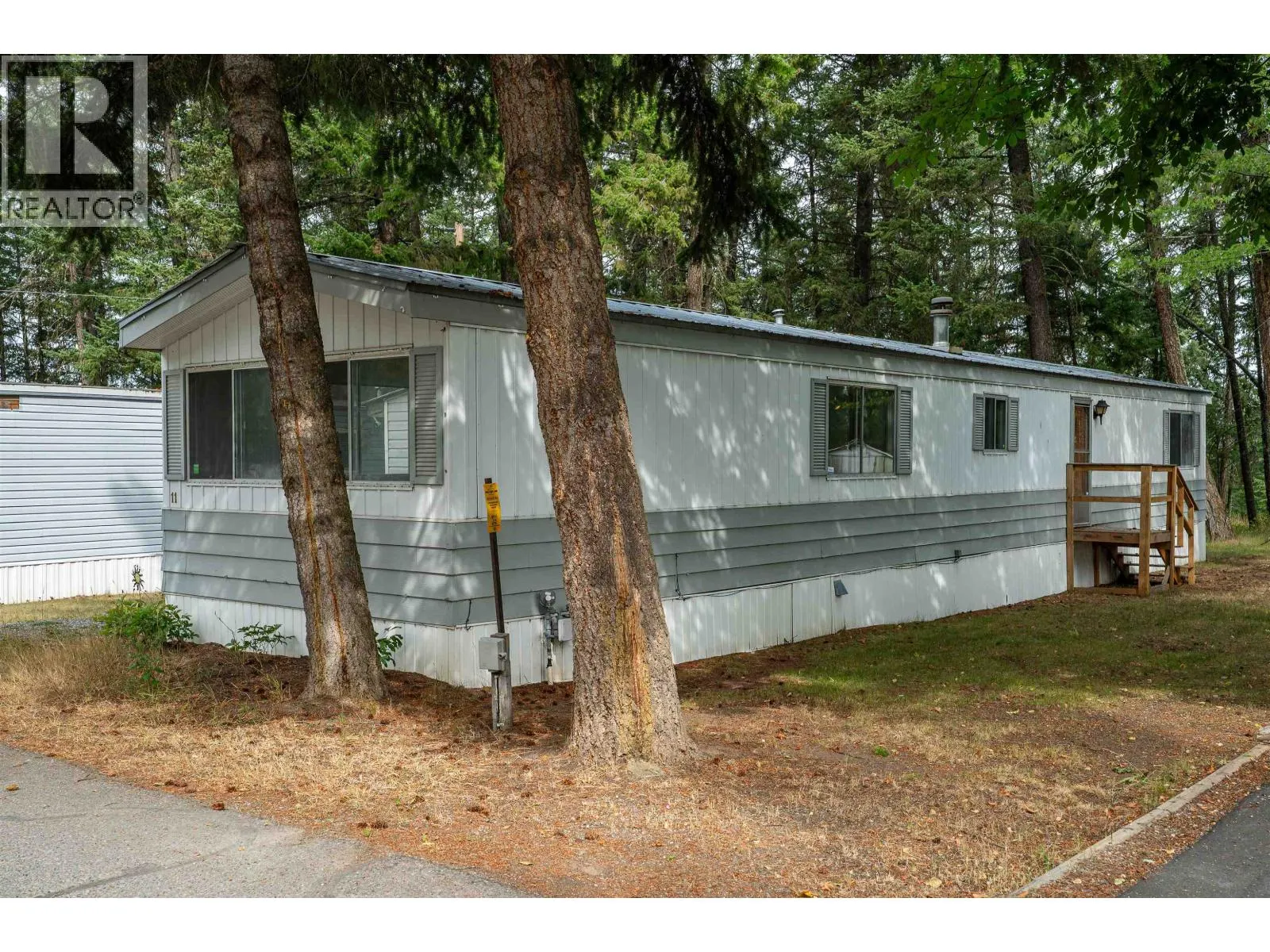 11 1322 DOG CREEK ROAD
