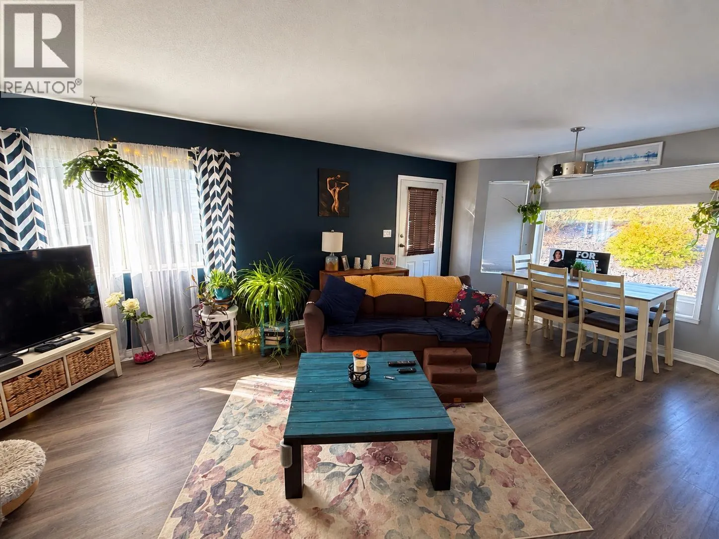 3 25 WESTRIDGE DRIVE