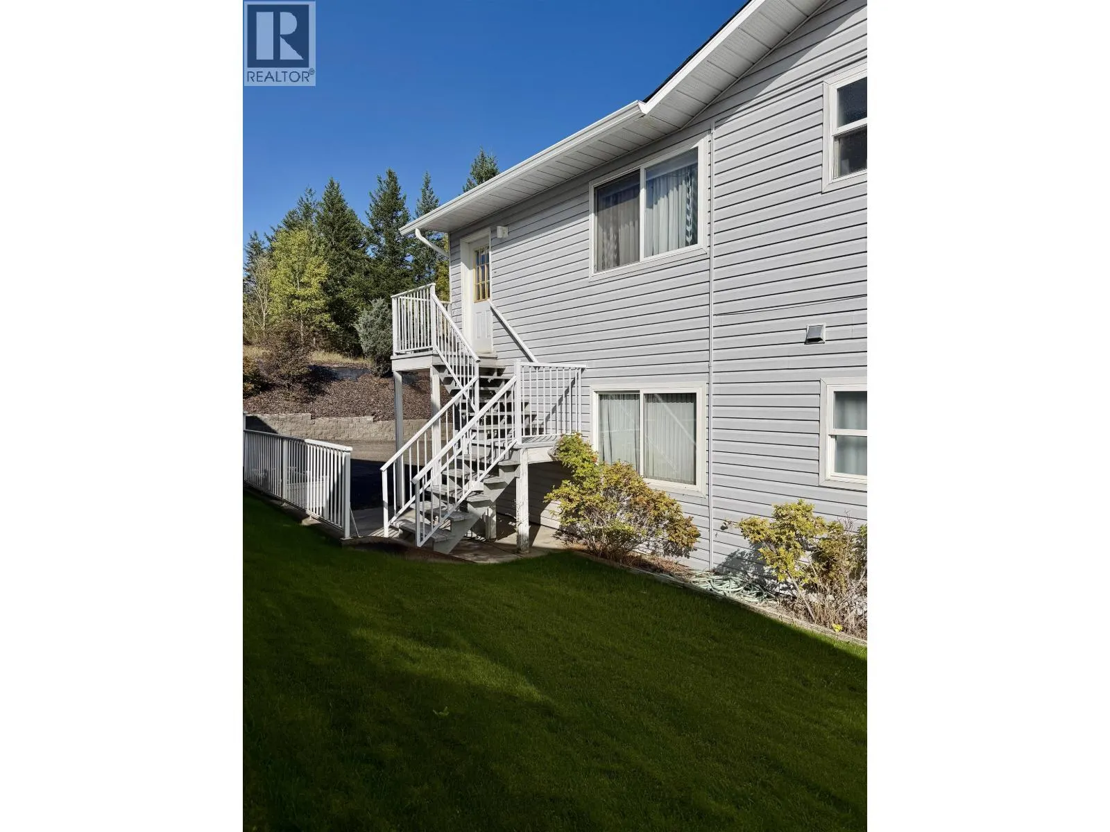 3 25 WESTRIDGE DRIVE