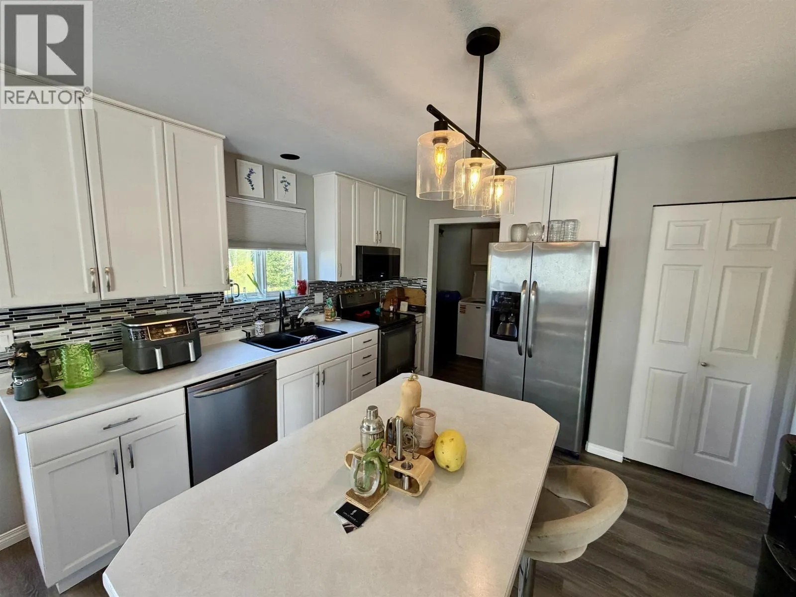 3 25 WESTRIDGE DRIVE