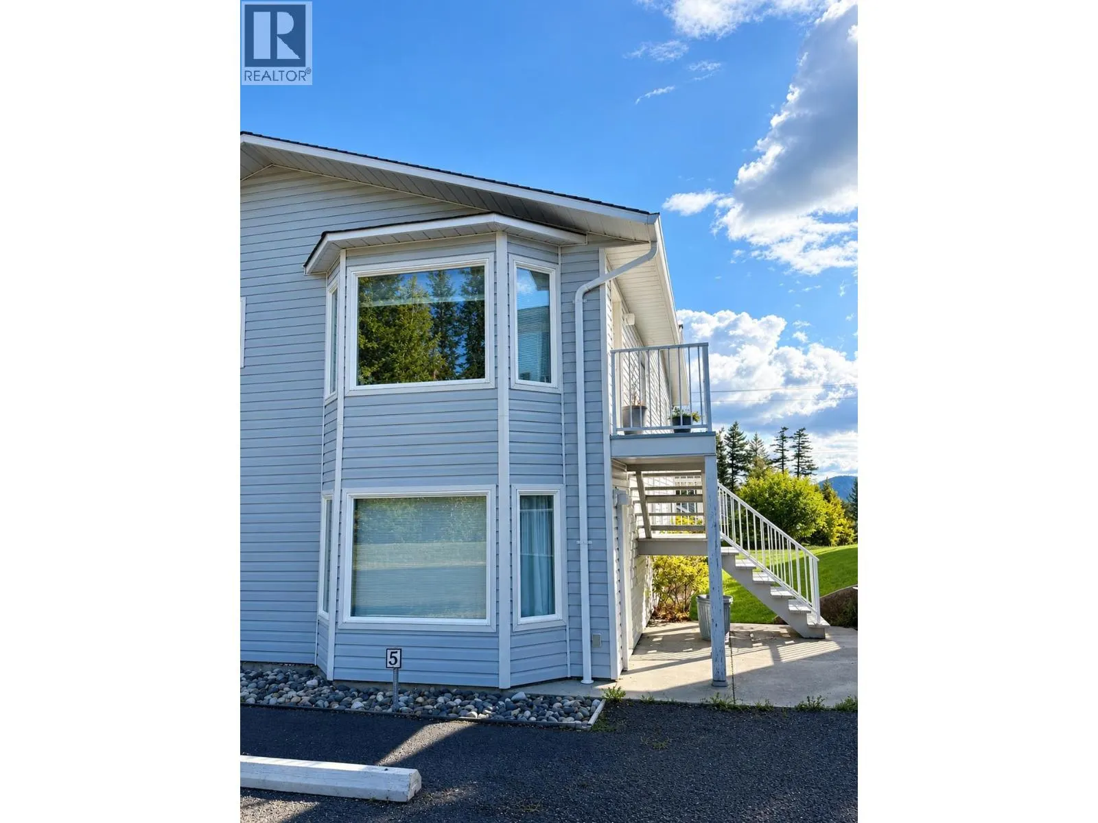 3 25 WESTRIDGE DRIVE