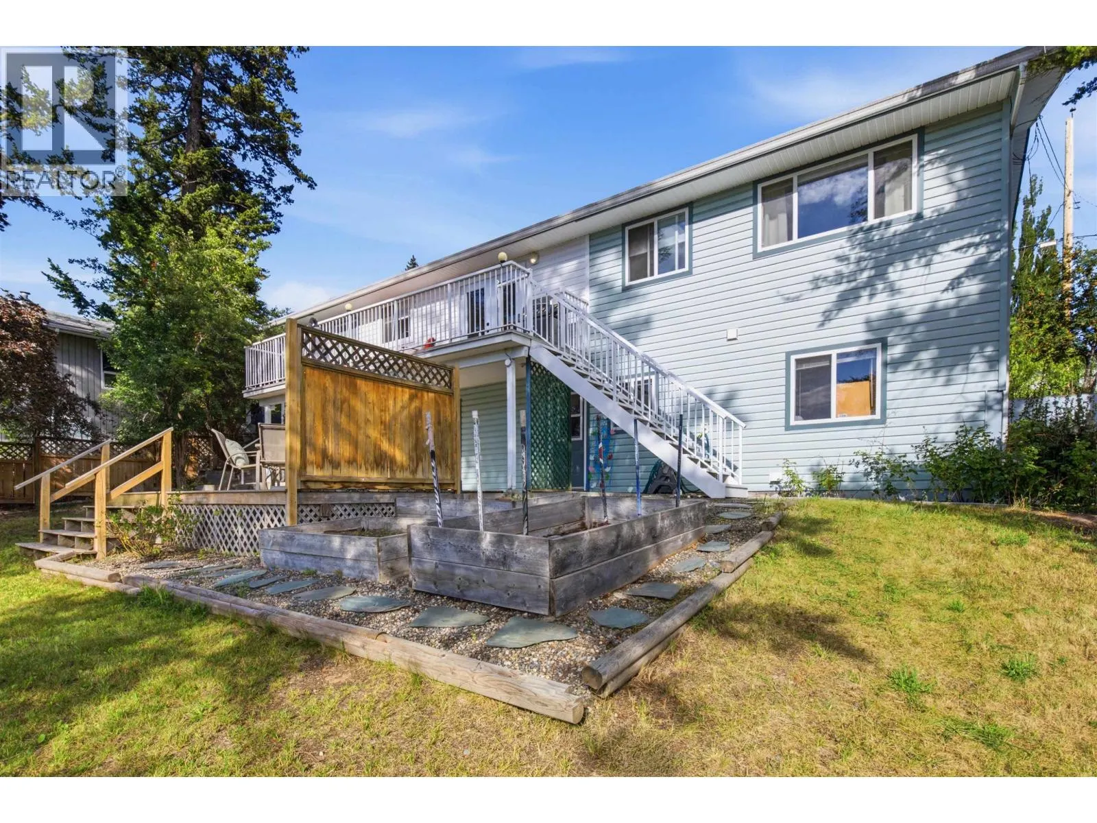 725 N 4TH AVENUE