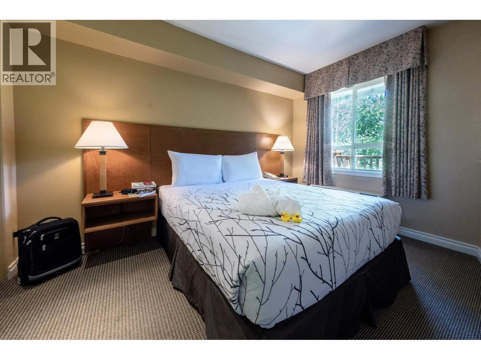 124 1490 HIGHWAY 99