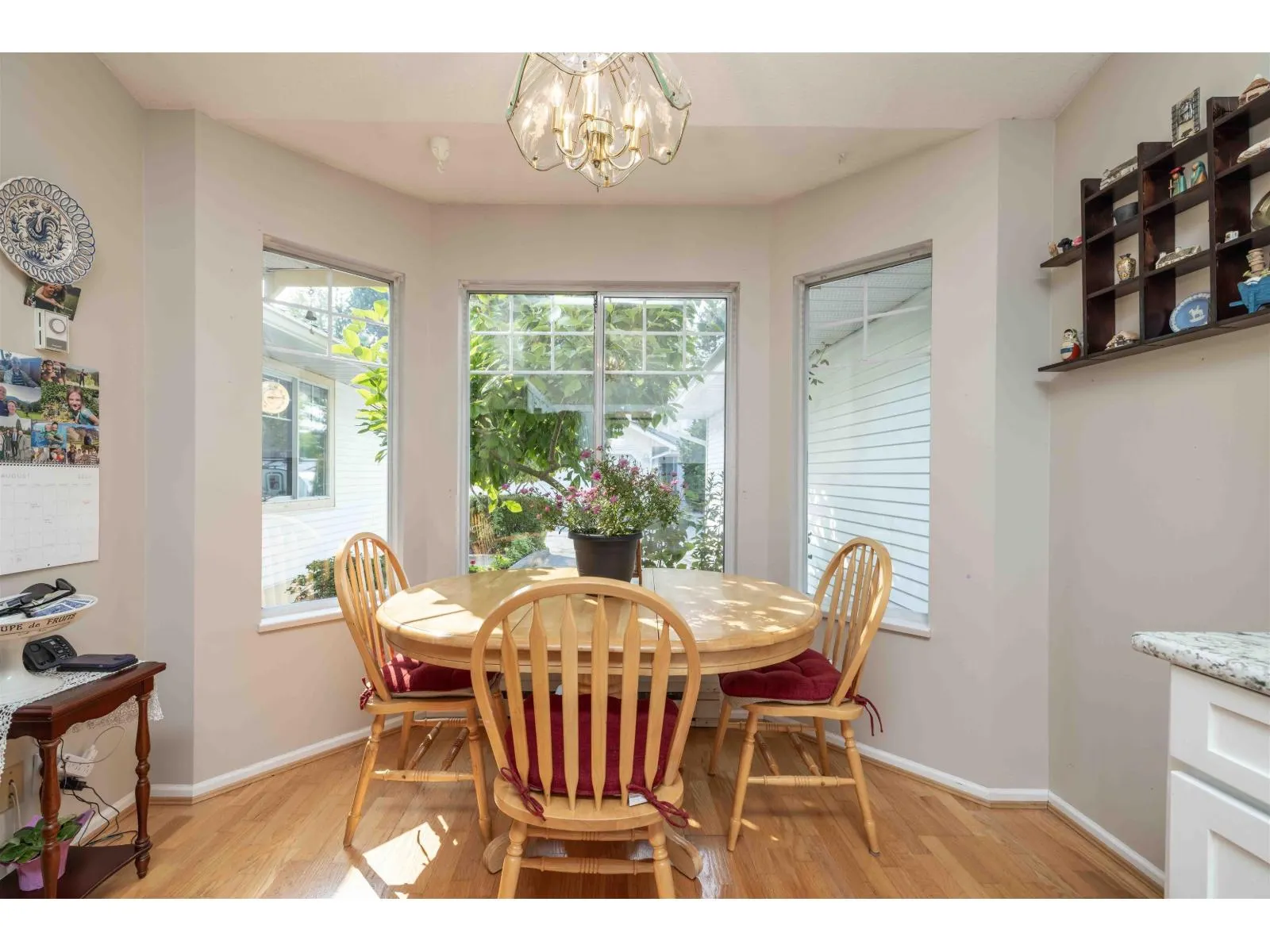 95 8737 212TH STREET