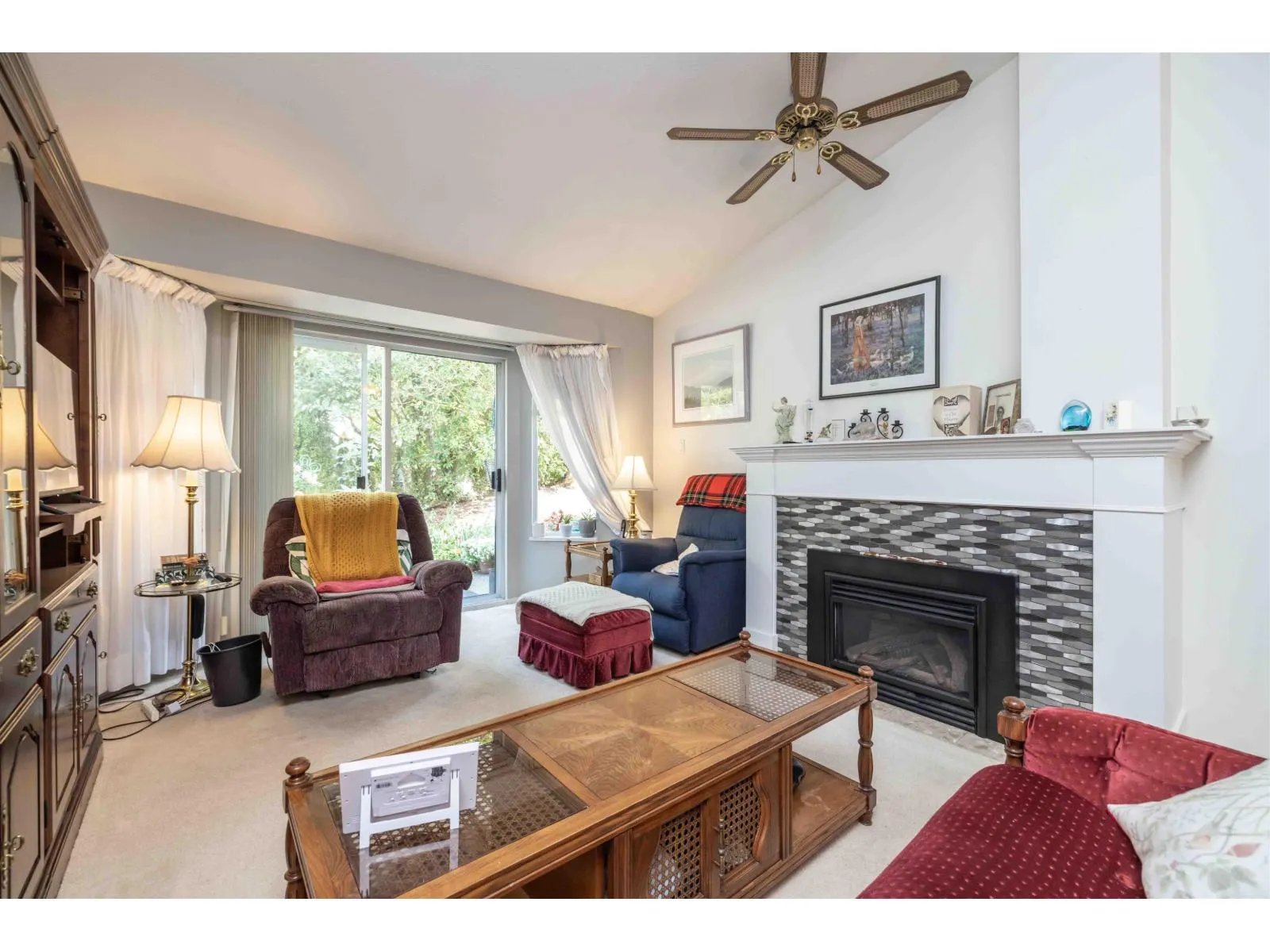 95 8737 212TH STREET
