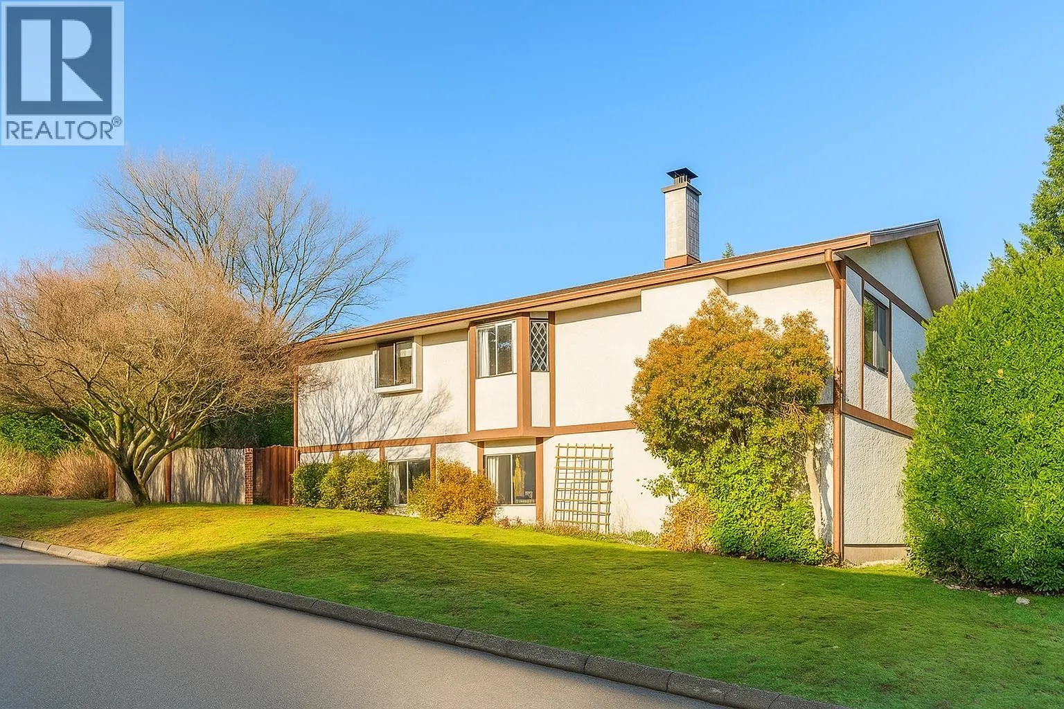 3003 SUNNYHURST ROAD