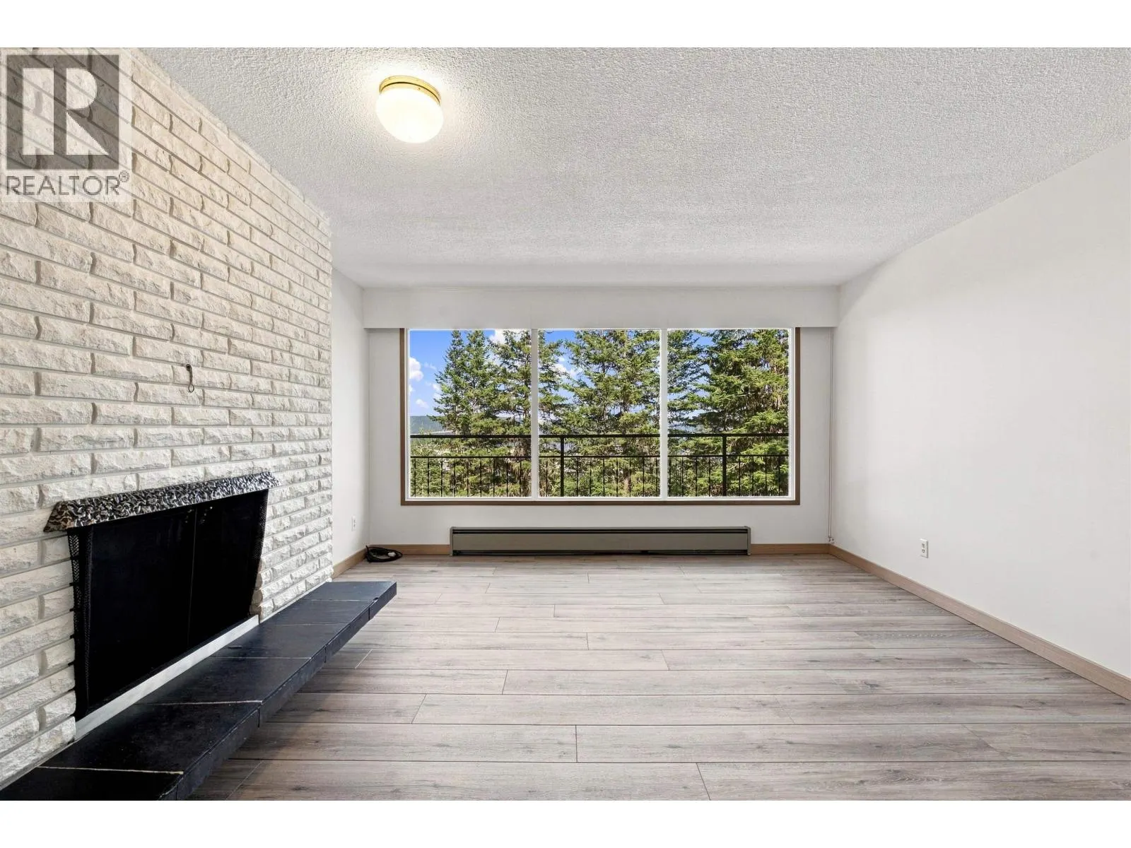 1004 HODGSON ROAD