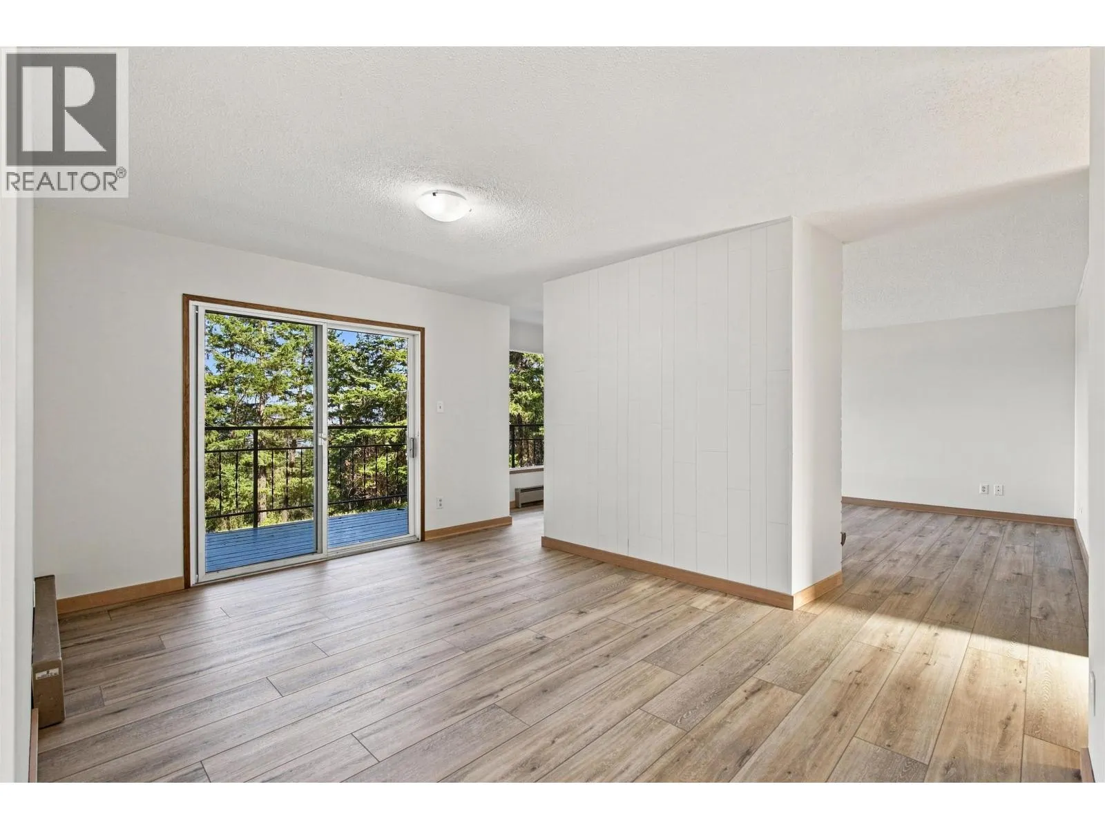 1004 HODGSON ROAD