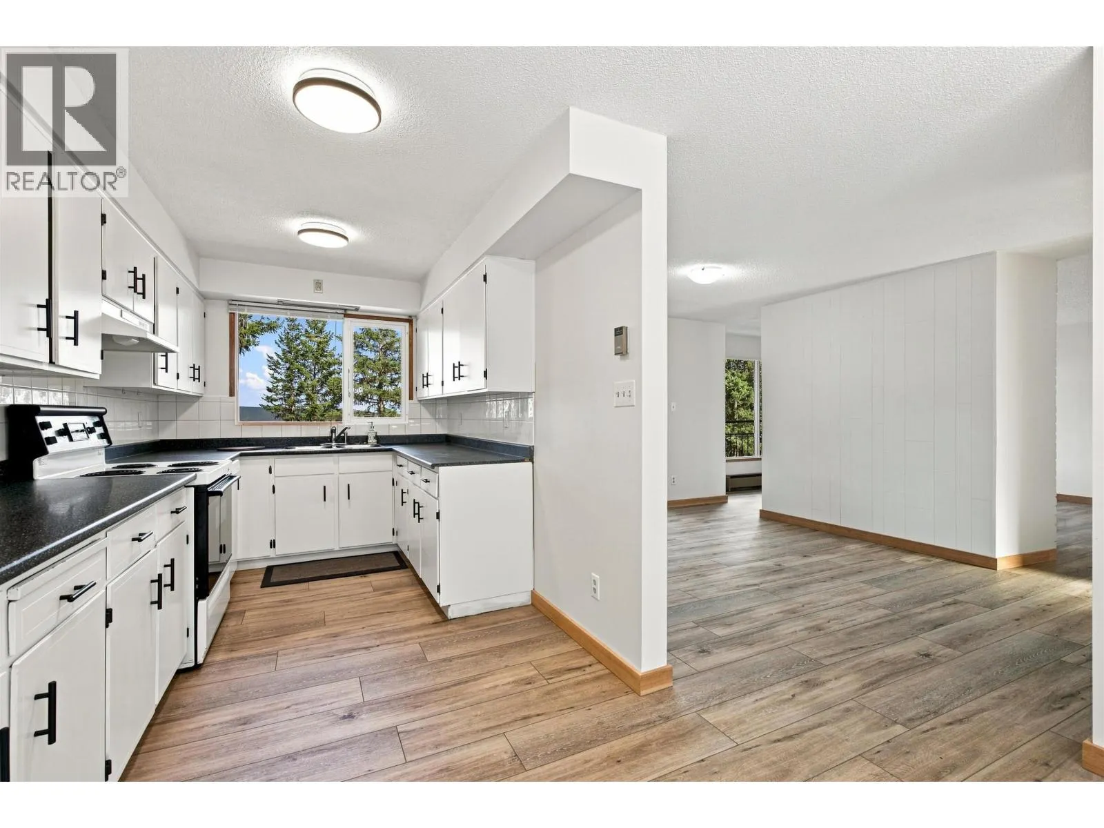 1004 HODGSON ROAD