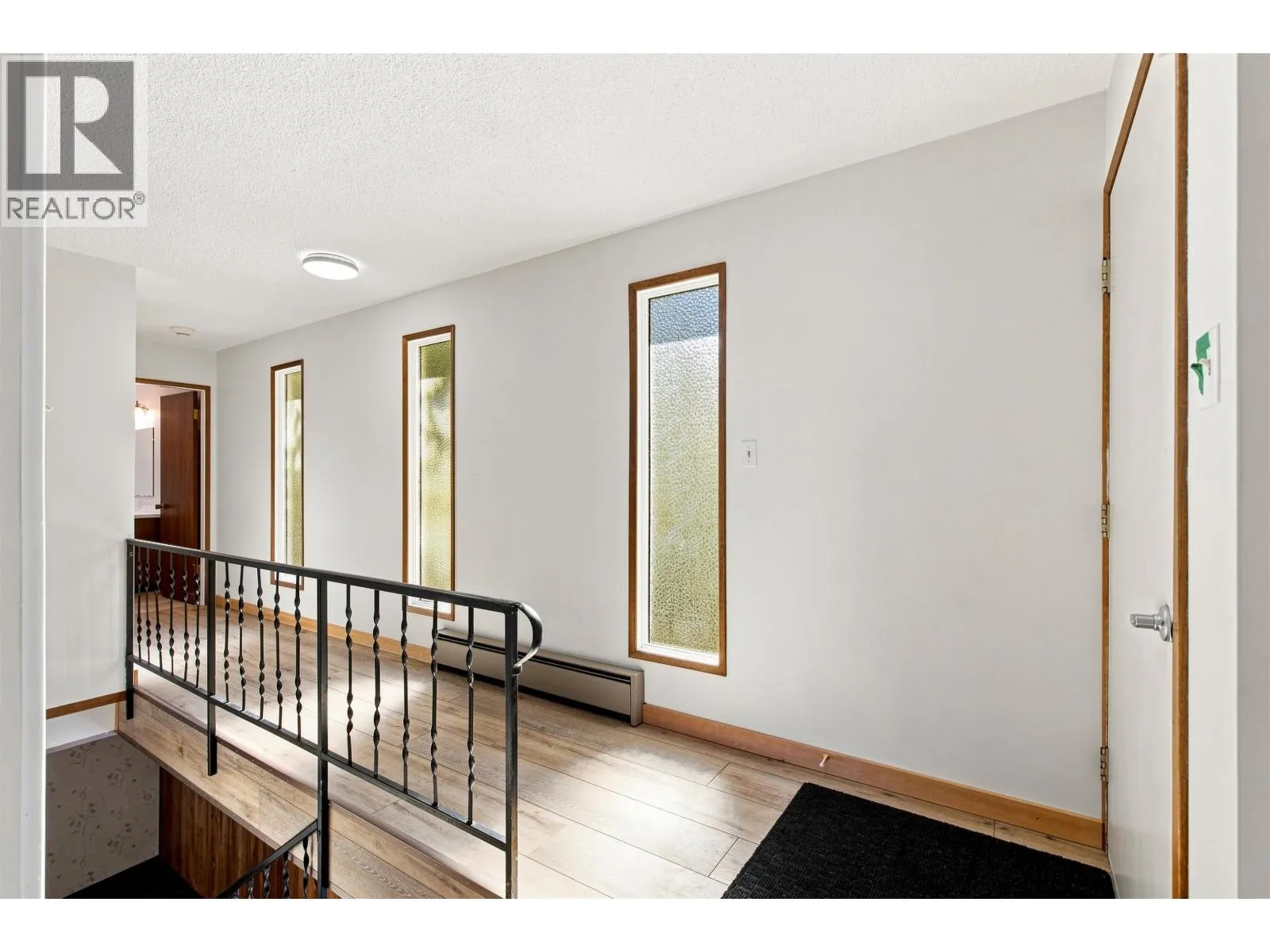 1004 HODGSON ROAD