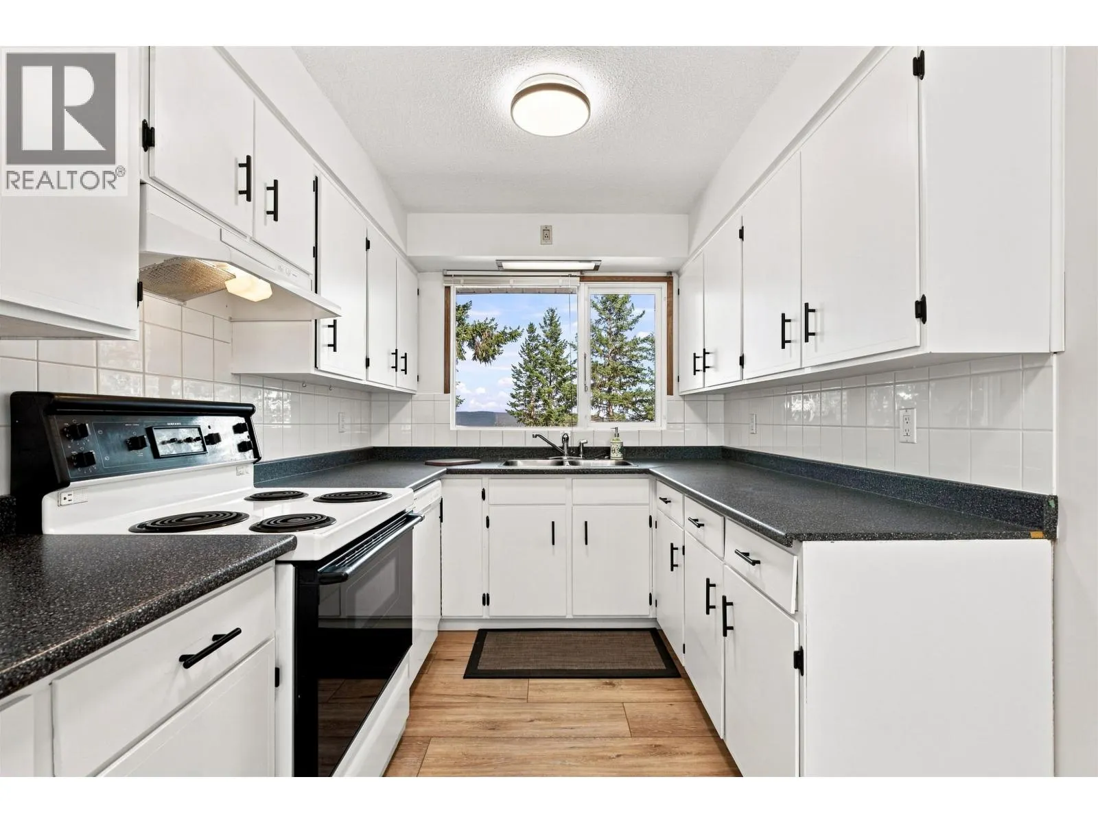 1004 HODGSON ROAD