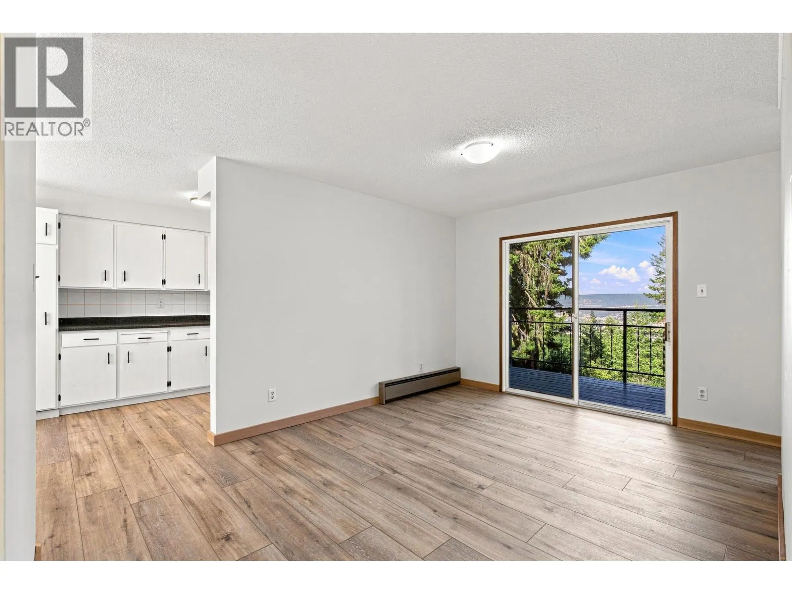 1004 HODGSON ROAD