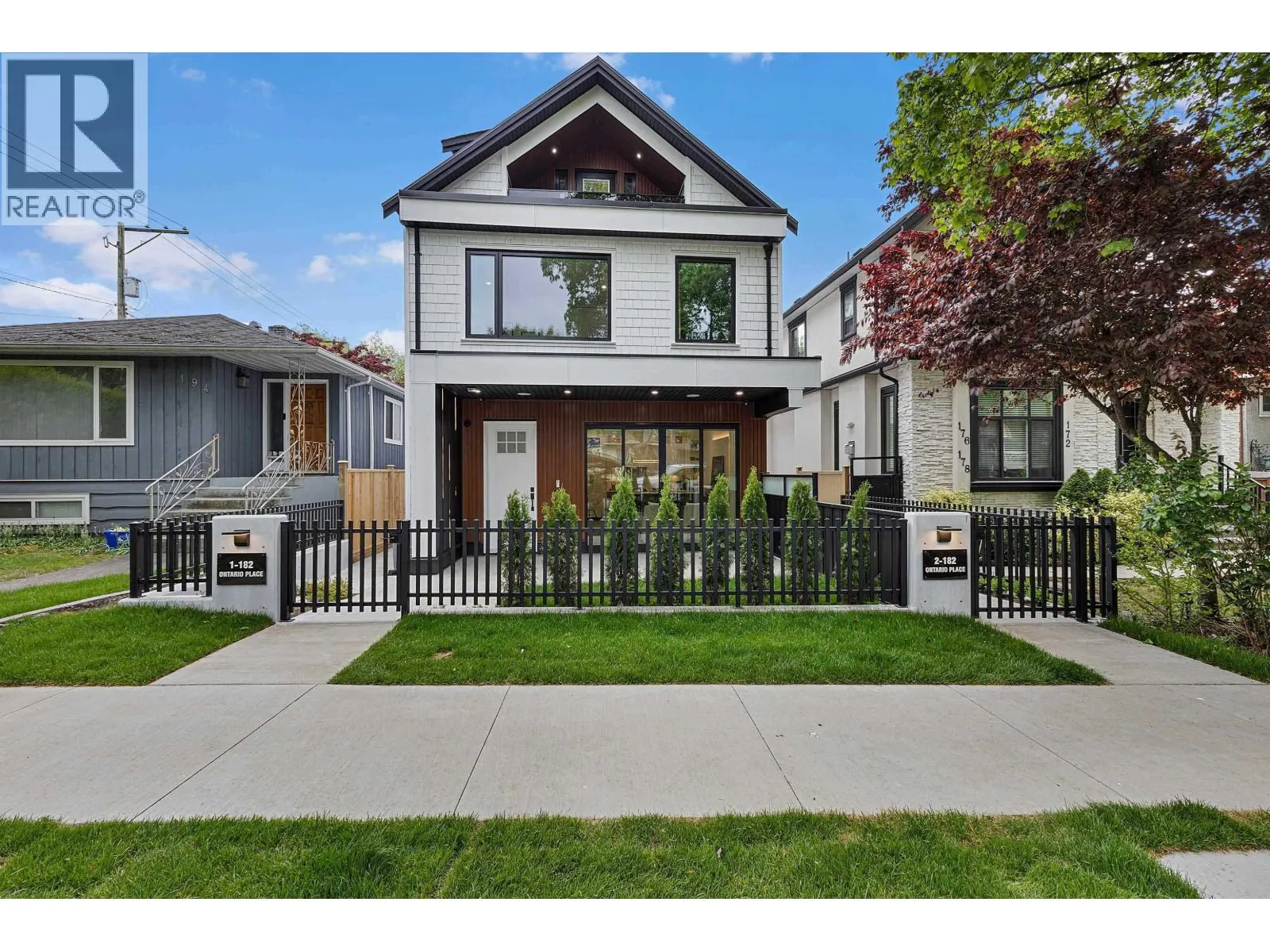 1 182 ONTARIO PLACE