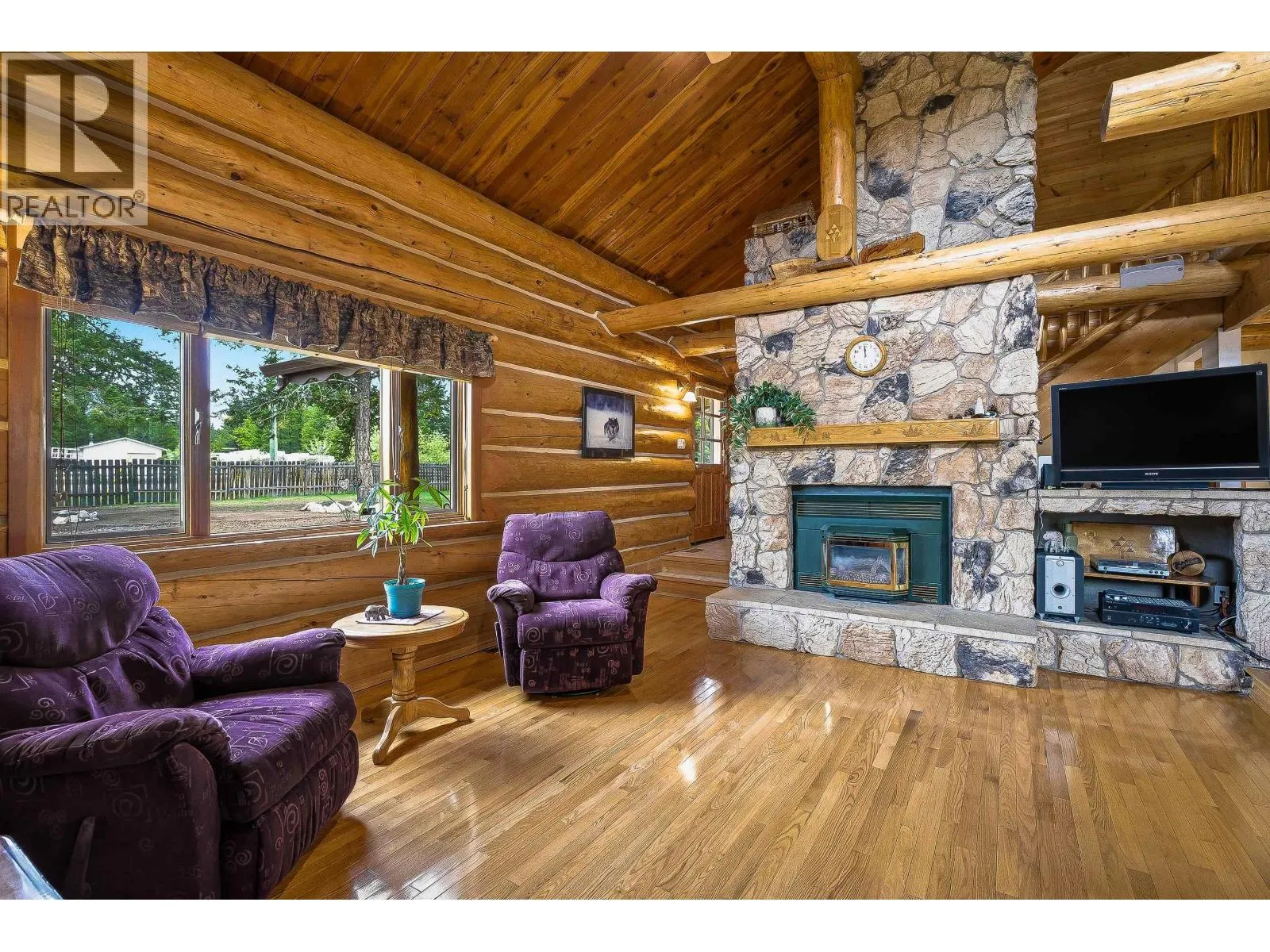 4122 WILDWOOD ROAD