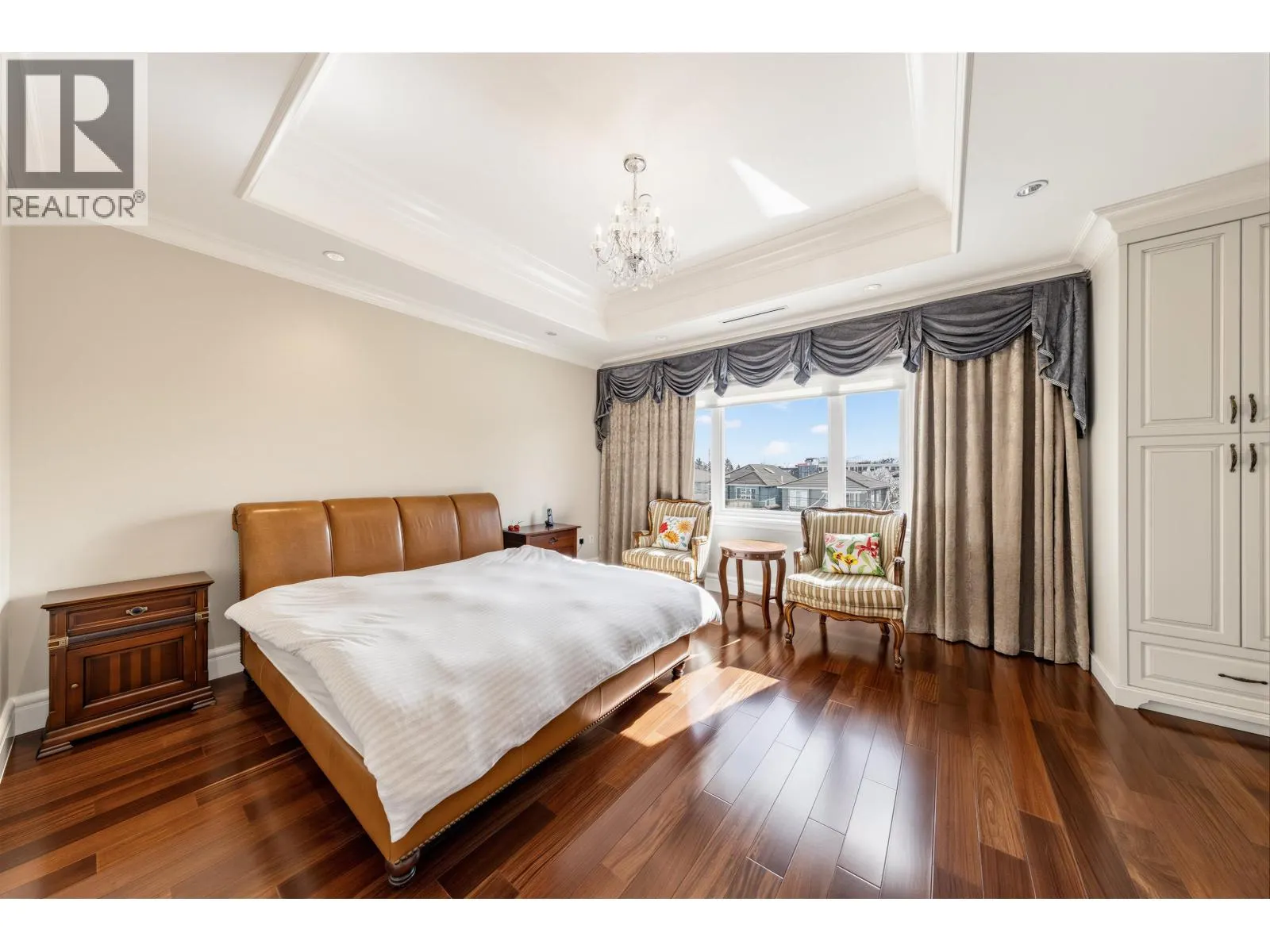172 W 46TH AVENUE