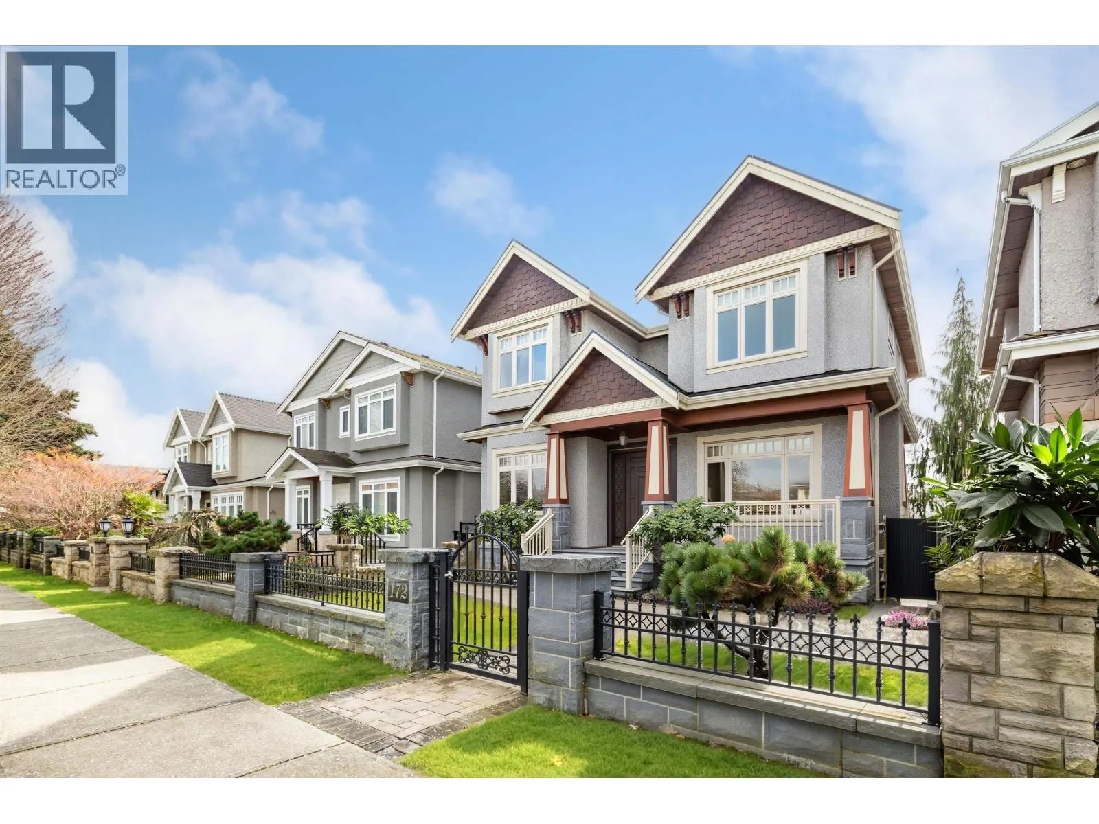 172 W 46TH AVENUE