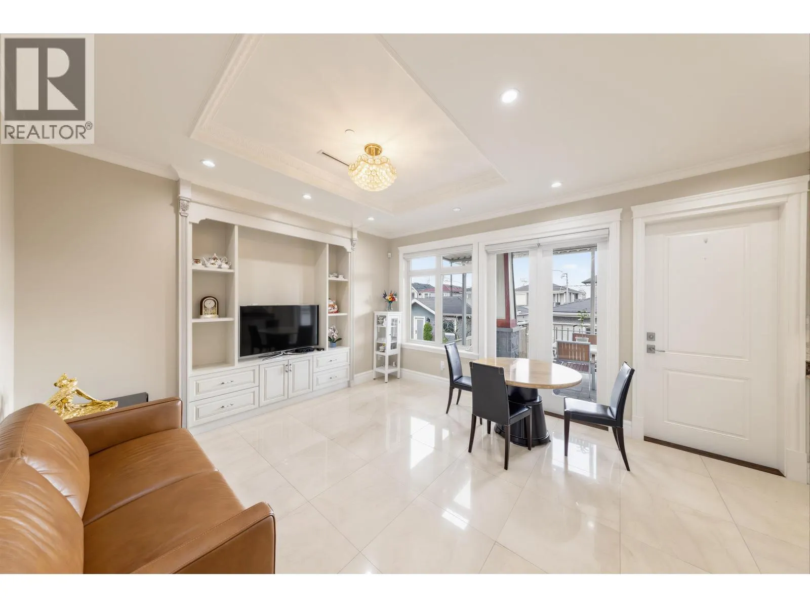 172 W 46TH AVENUE
