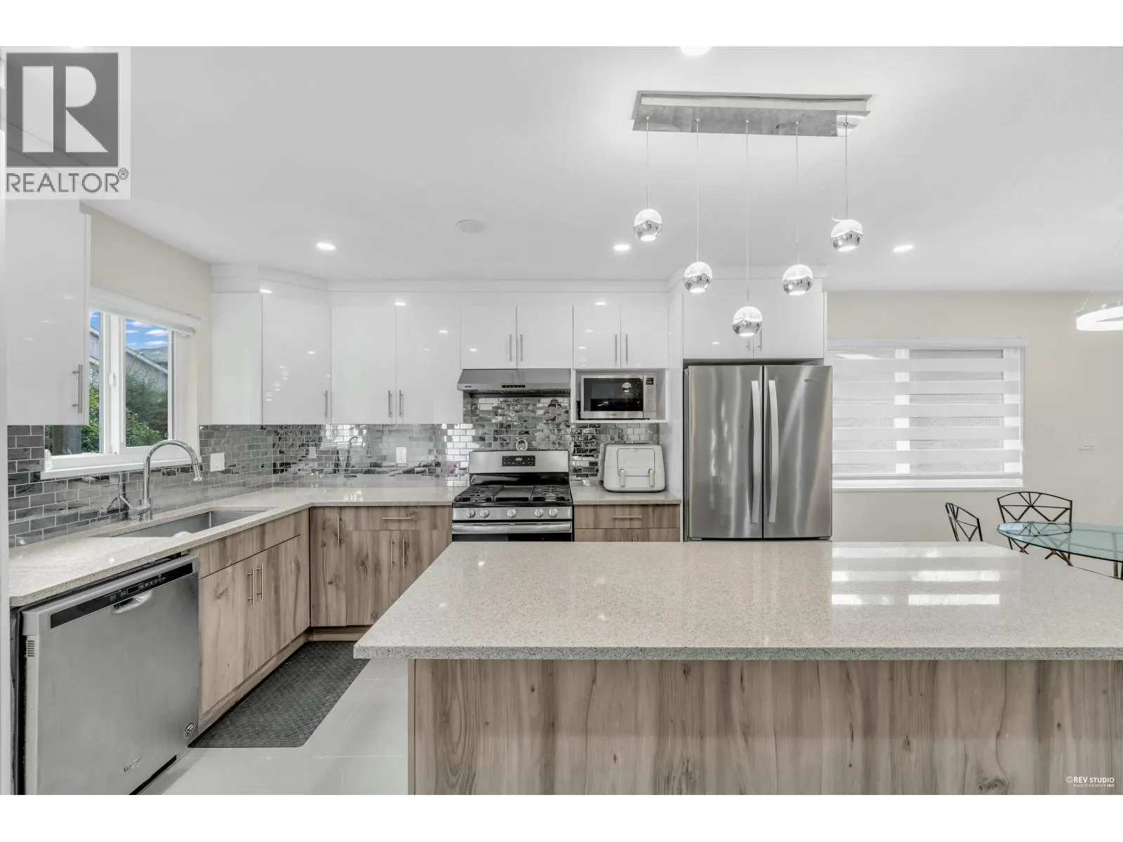 11280 CARAVEL COURT