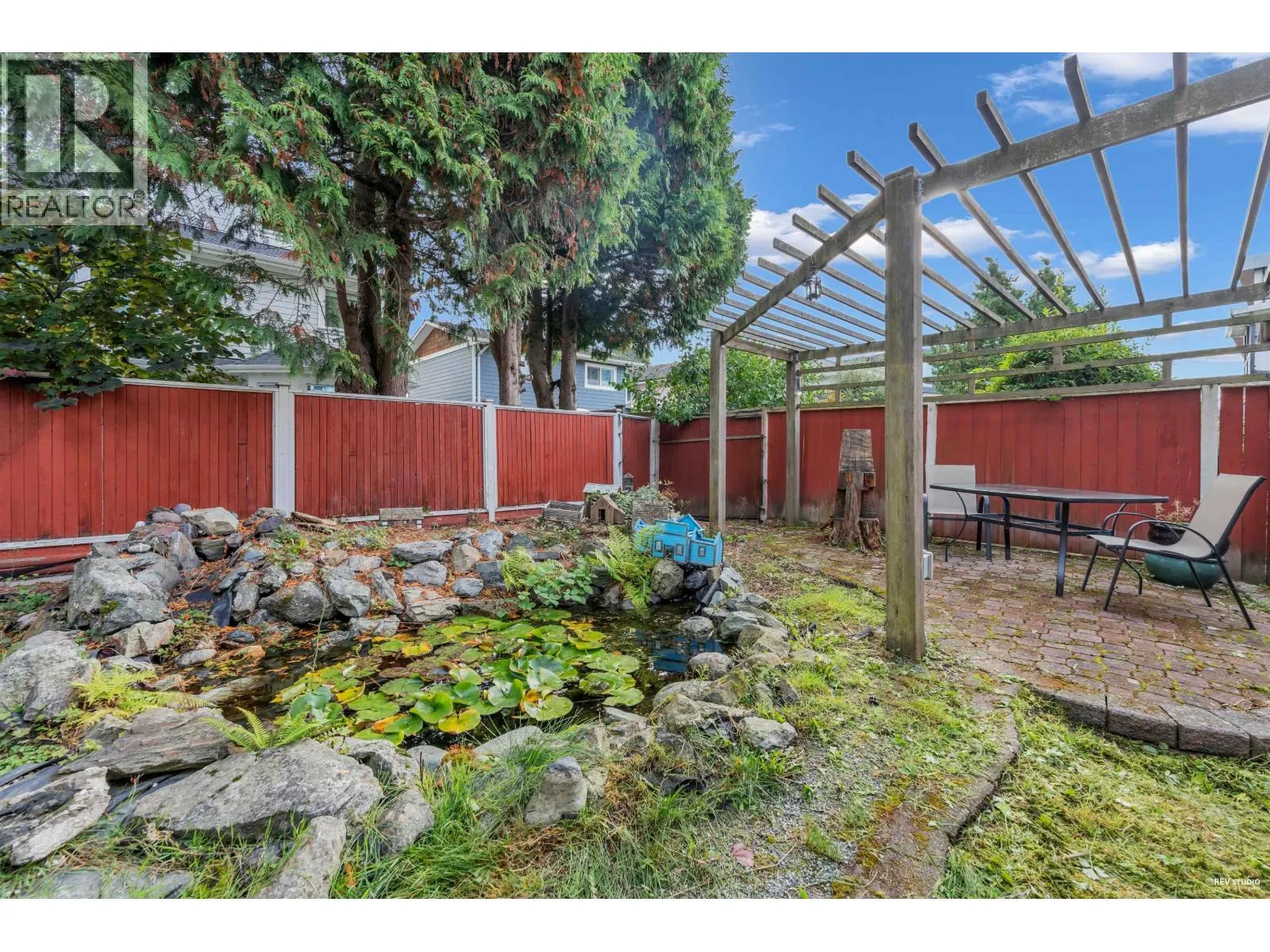 11280 CARAVEL COURT