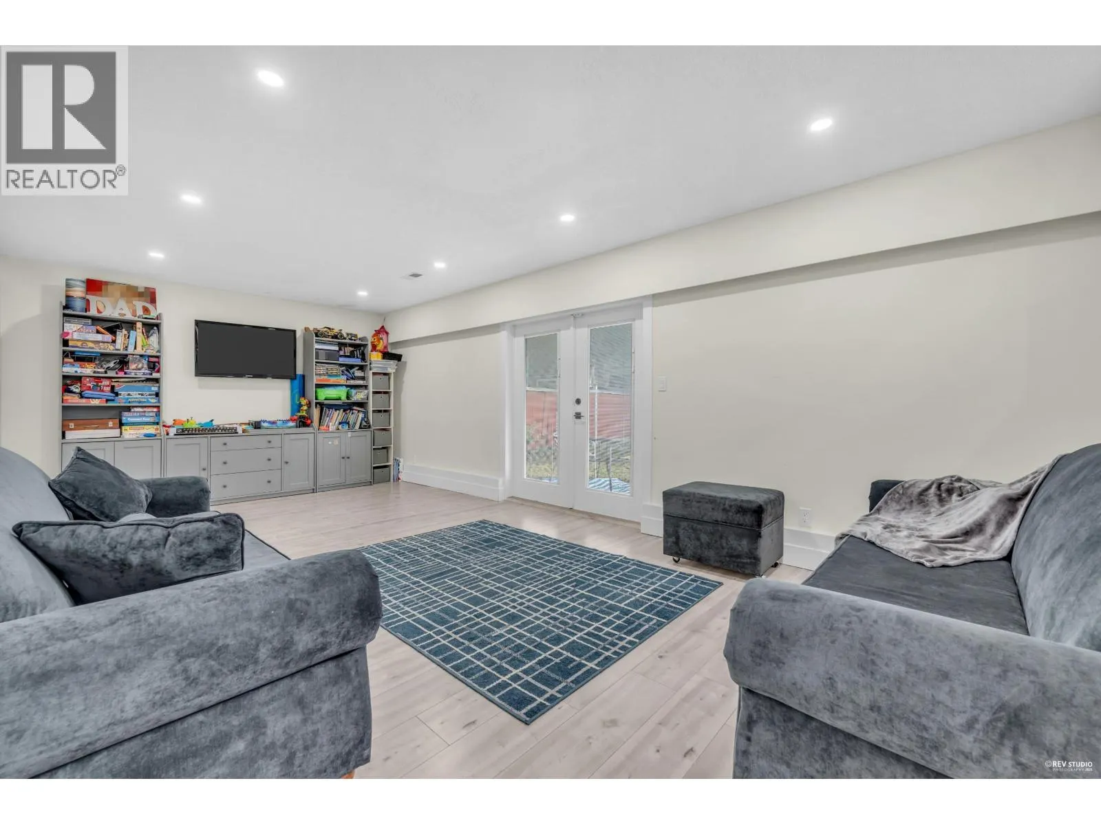 11280 CARAVEL COURT