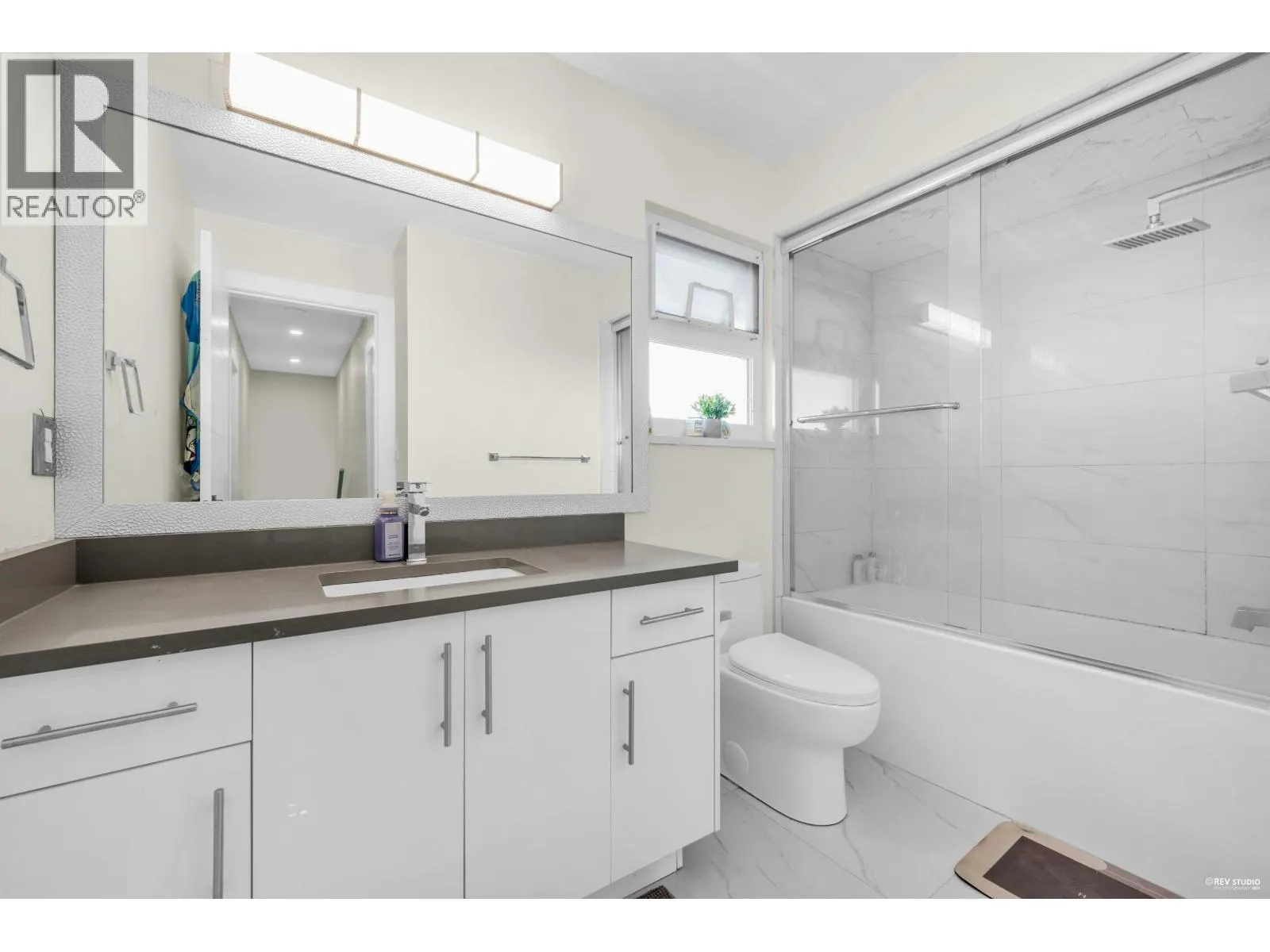 11280 CARAVEL COURT
