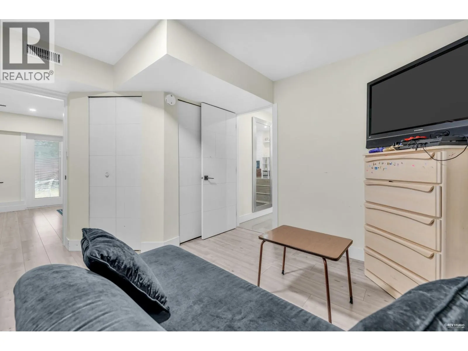 11280 CARAVEL COURT