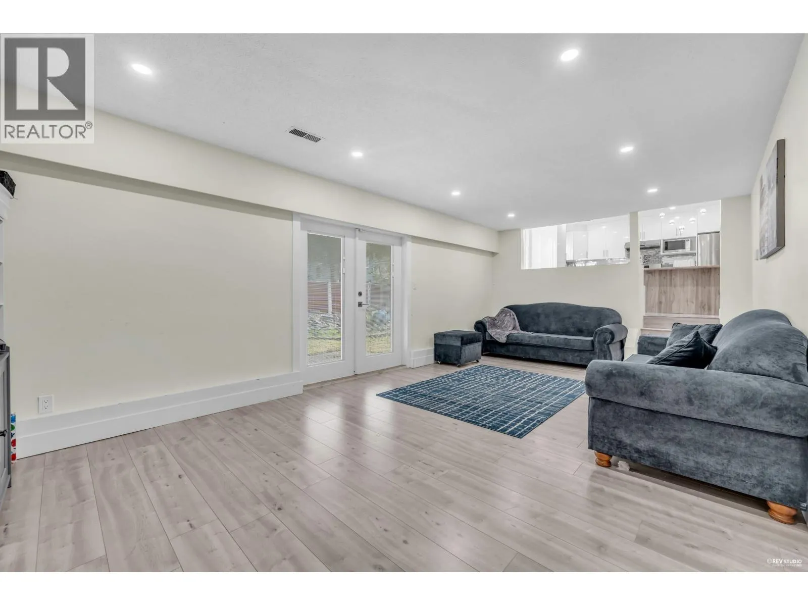 11280 CARAVEL COURT
