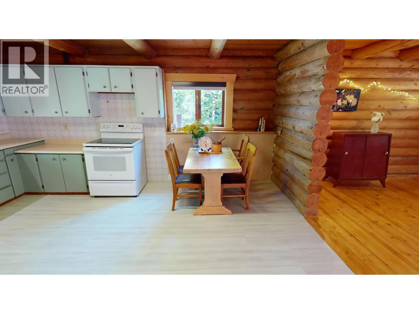 5092 QUESNEL-HIXON ROAD