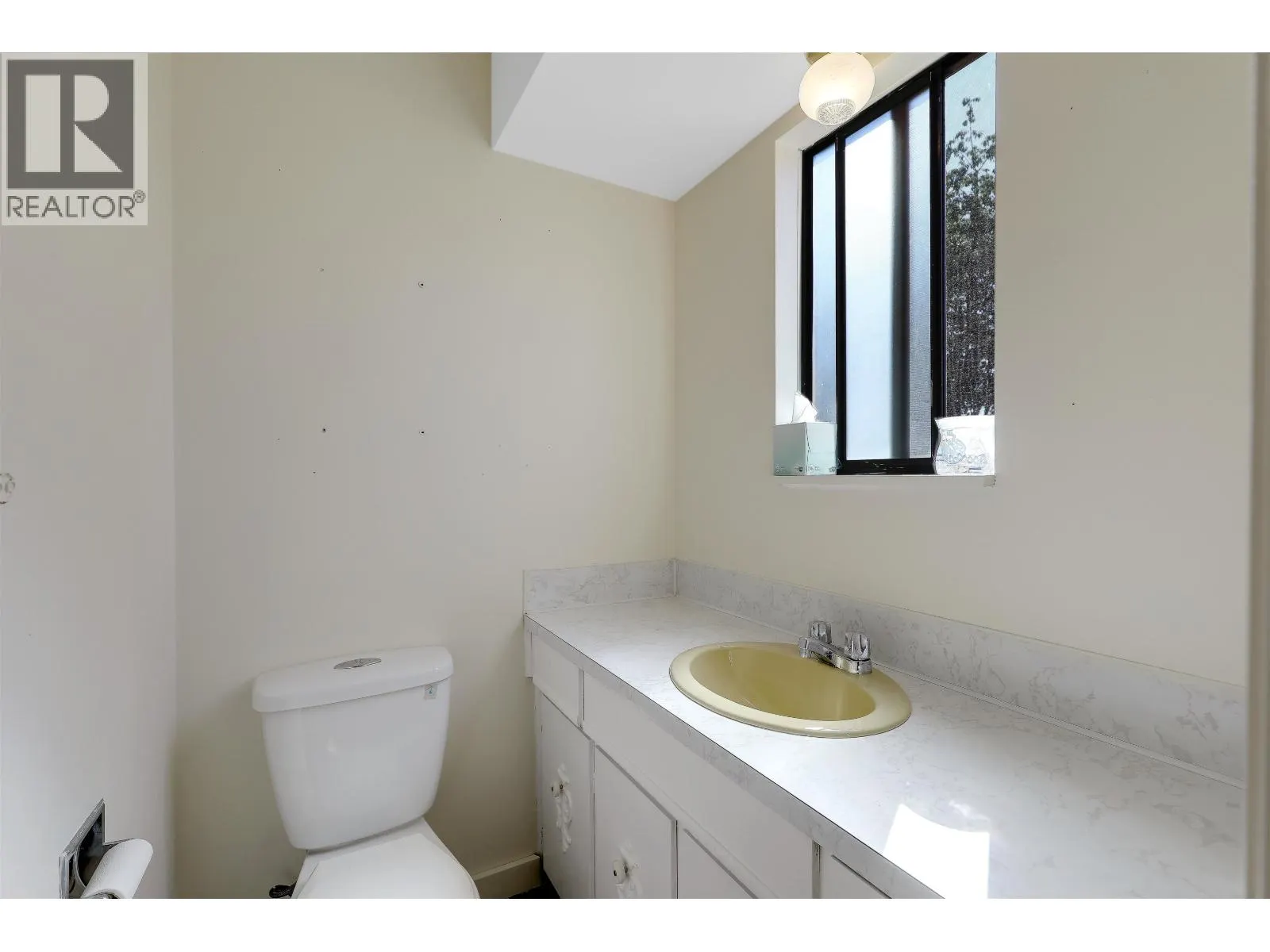 1440 KAMLOOPS PLACE