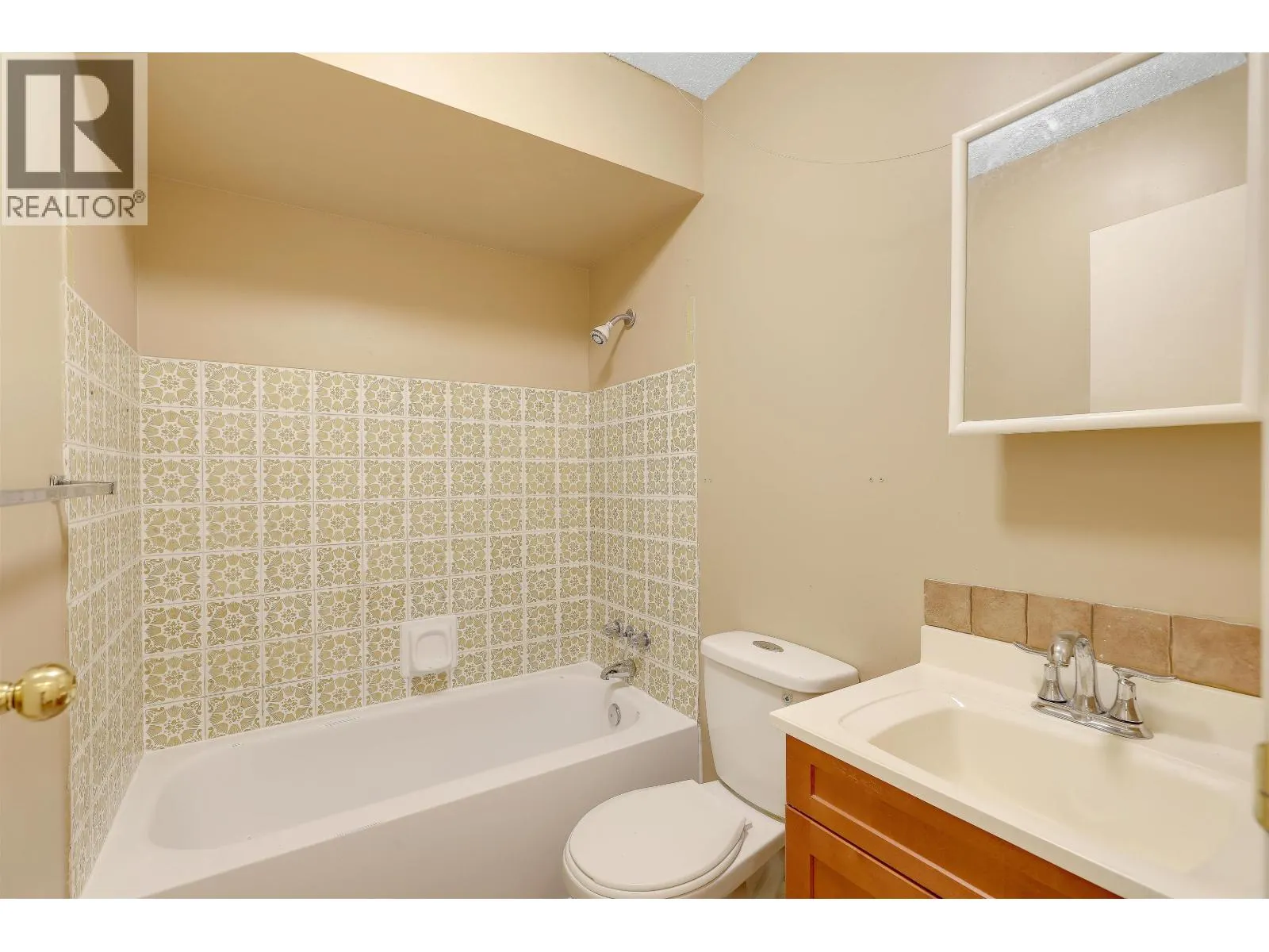 1440 KAMLOOPS PLACE