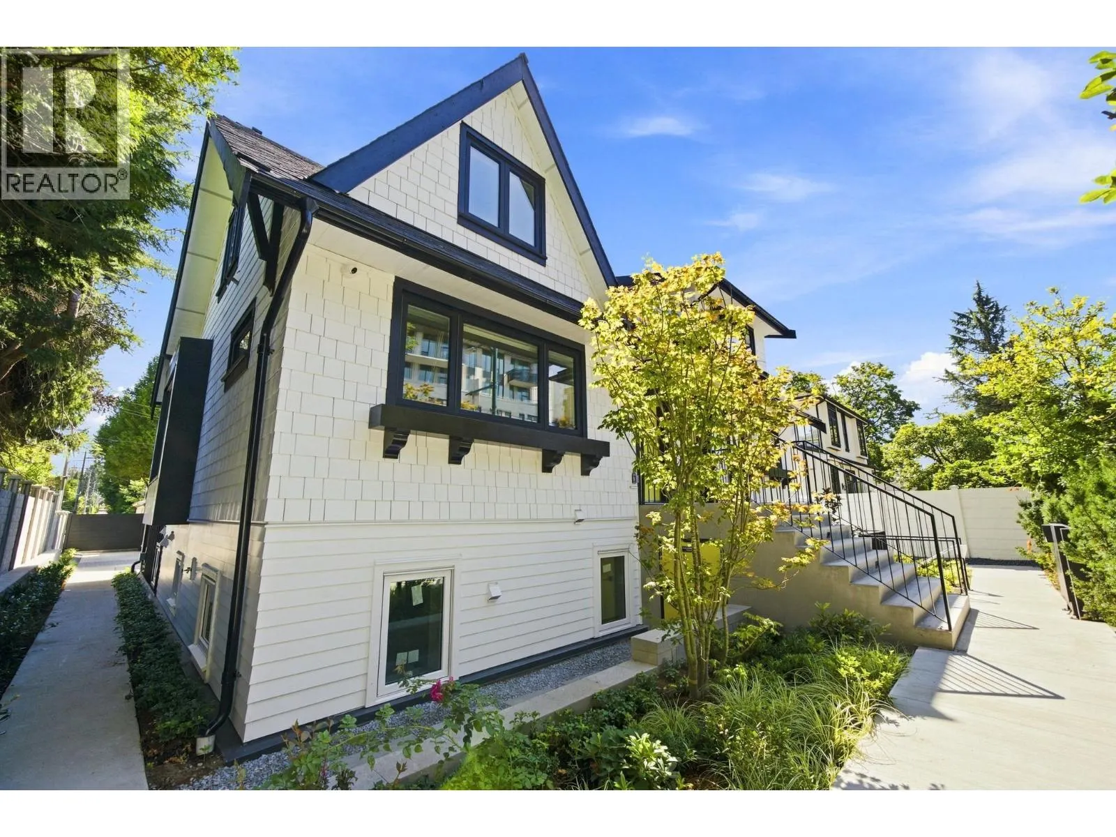6160 GRANVILLE STREET