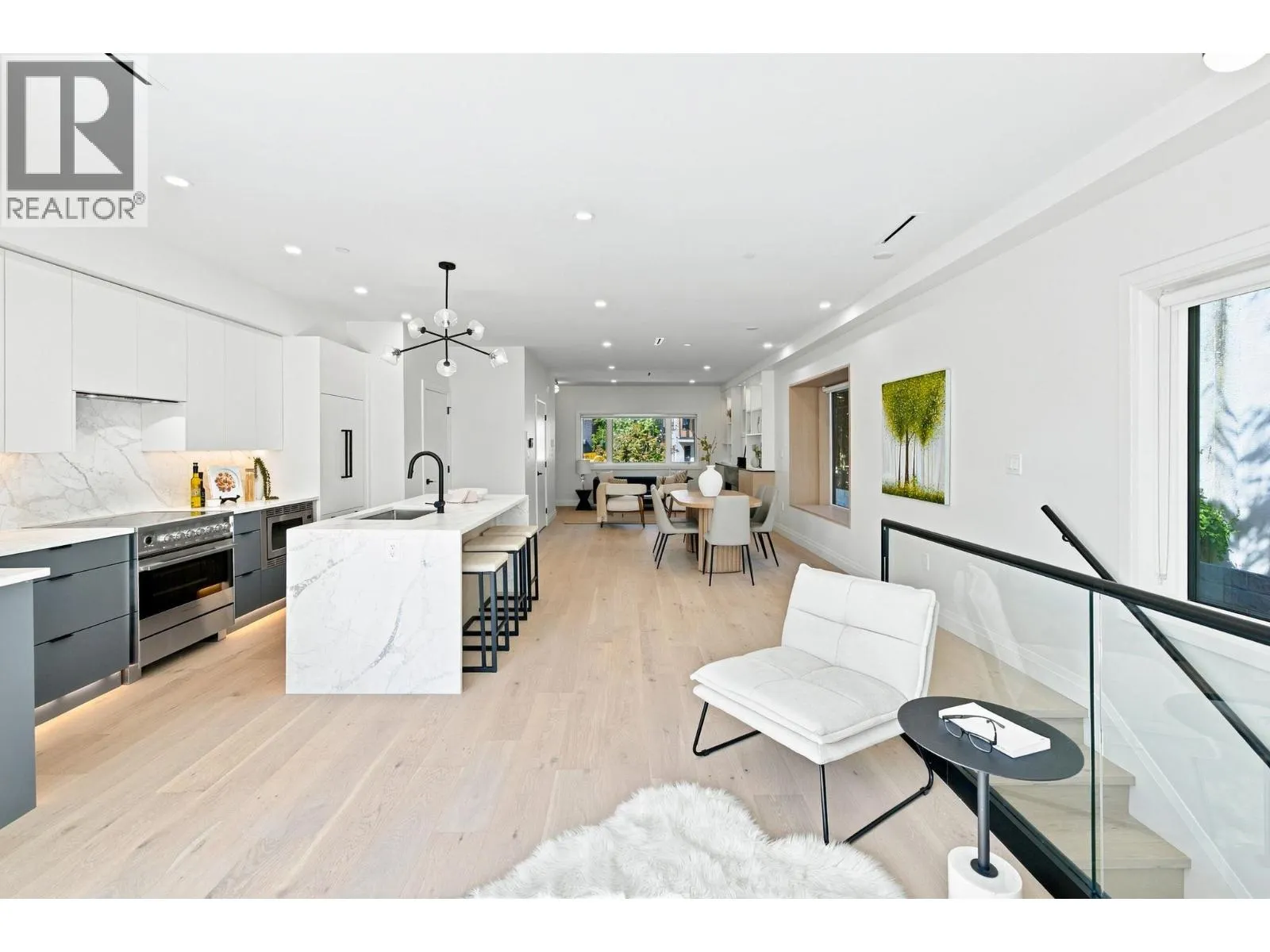 6160 GRANVILLE STREET